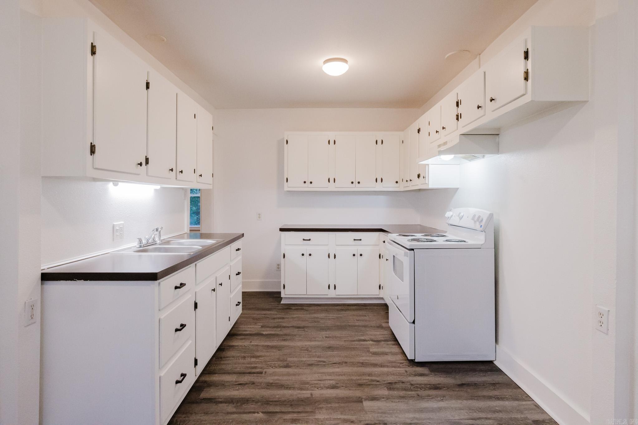 OAKHURST - Residential