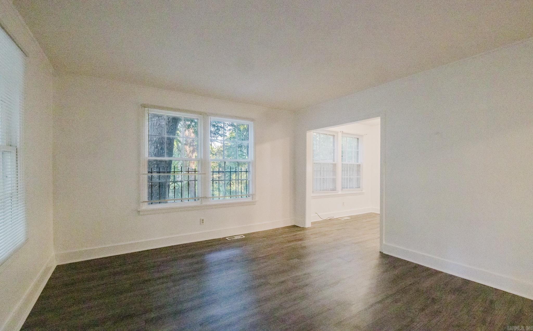 OAKHURST - Residential