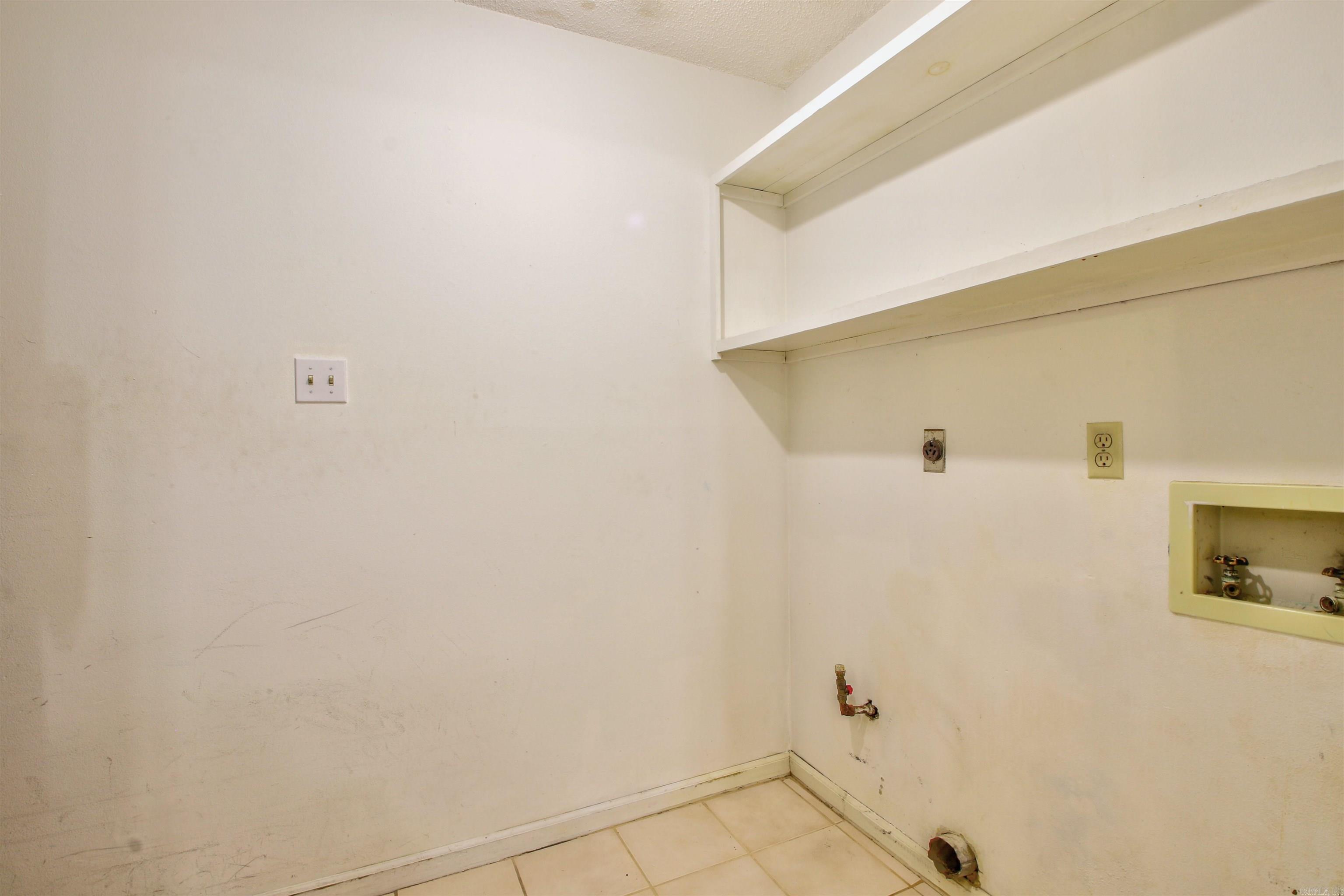 AZALEA PLACE - Residential