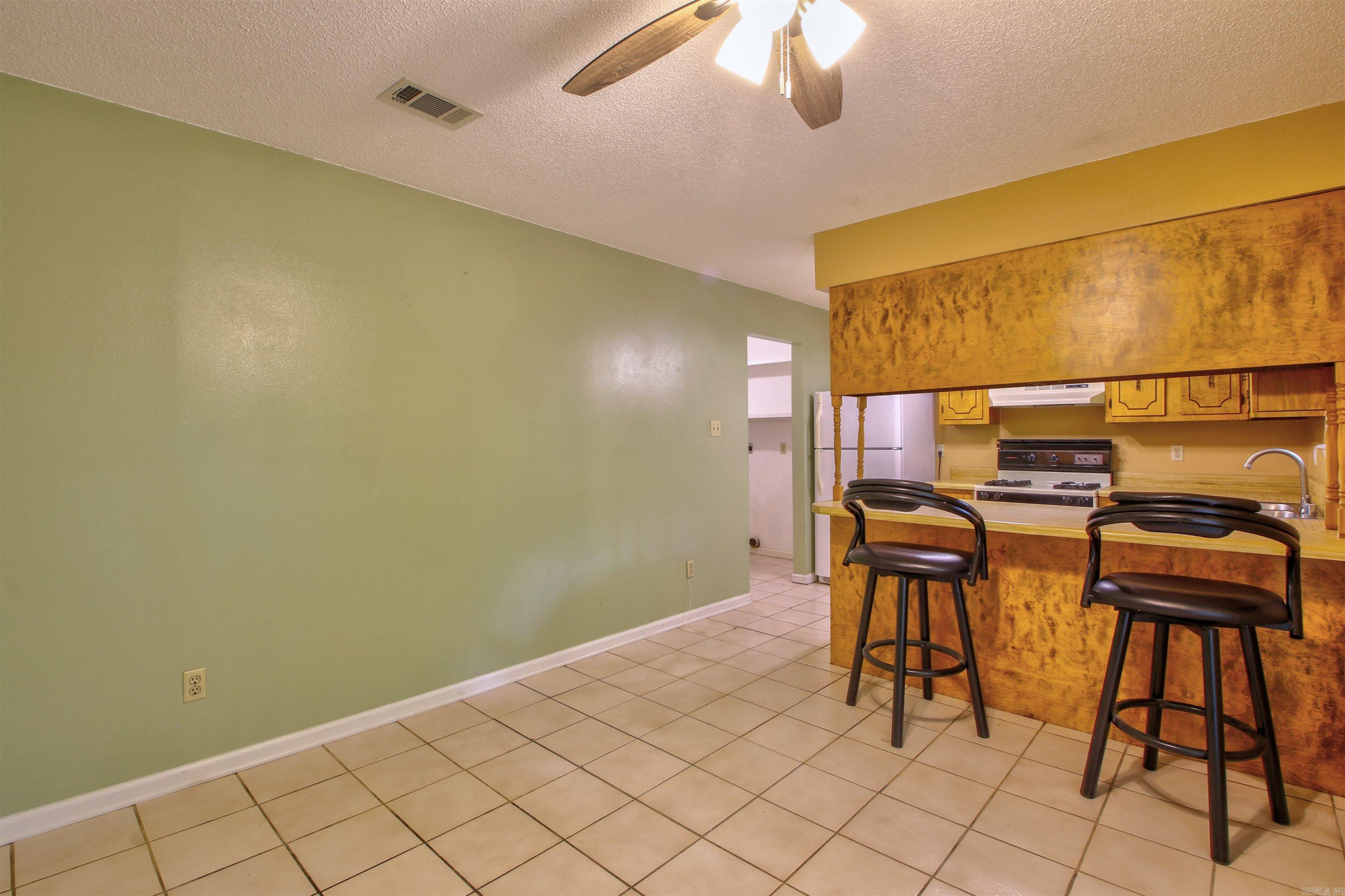 AZALEA PLACE - Residential