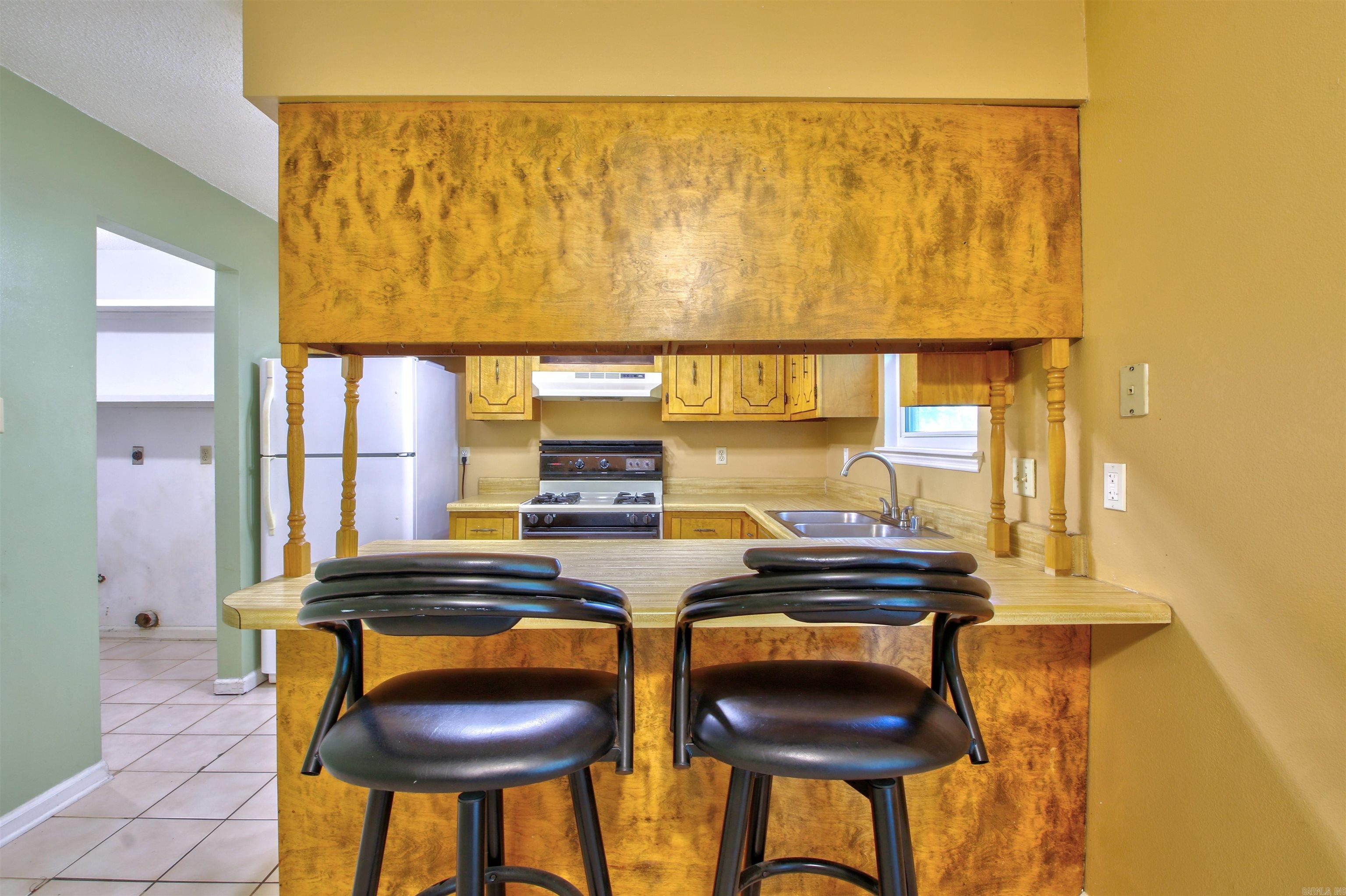 AZALEA PLACE - Residential