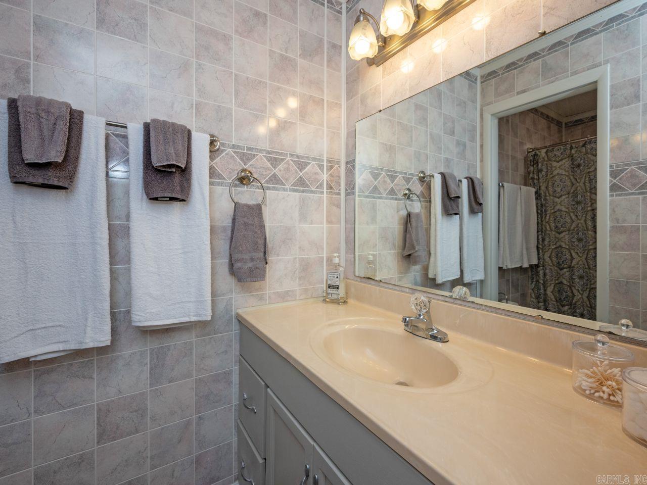 LAKEWOOD HILLS CONDO - Residential