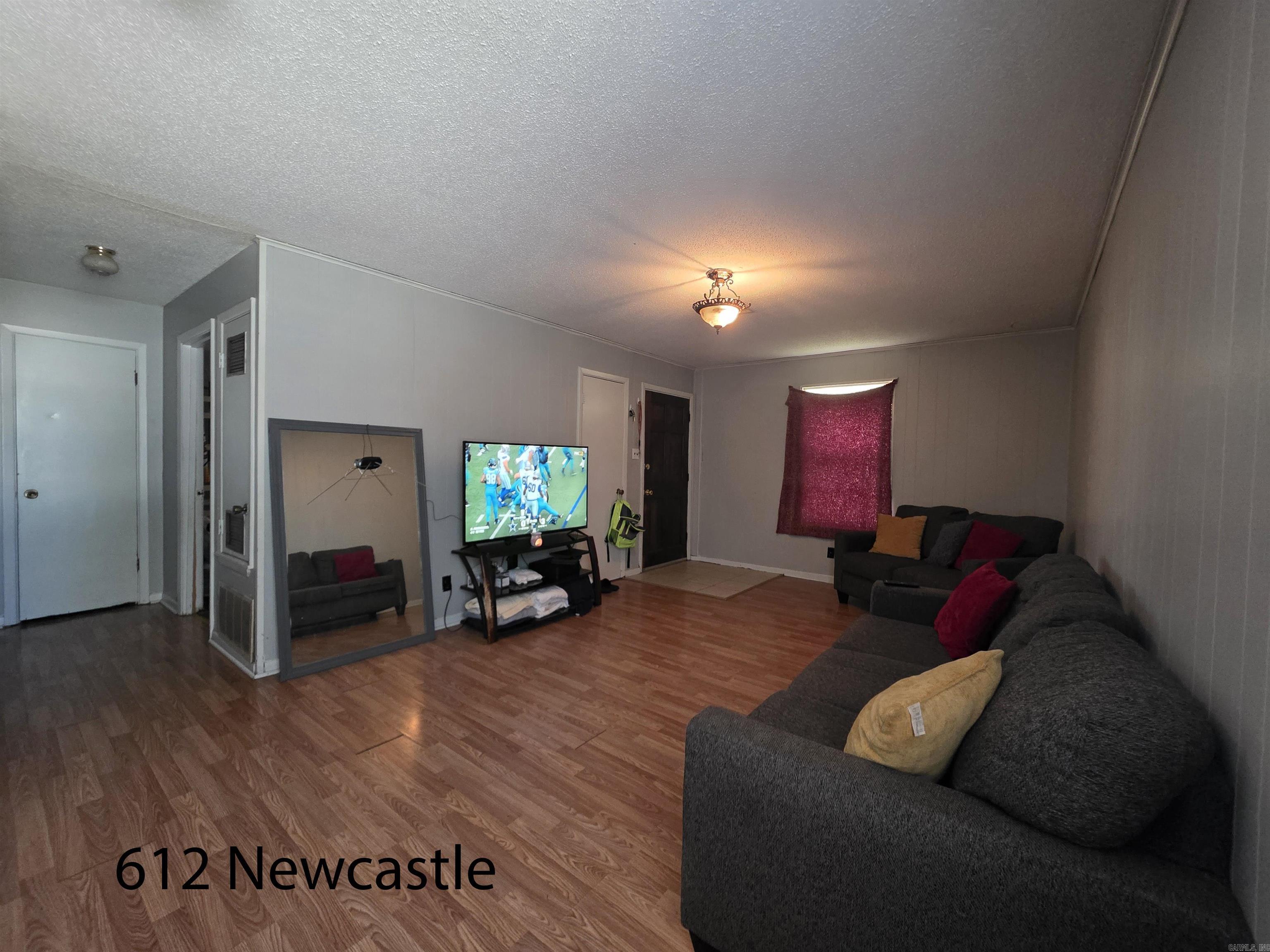 Royal Manor - Residential Income