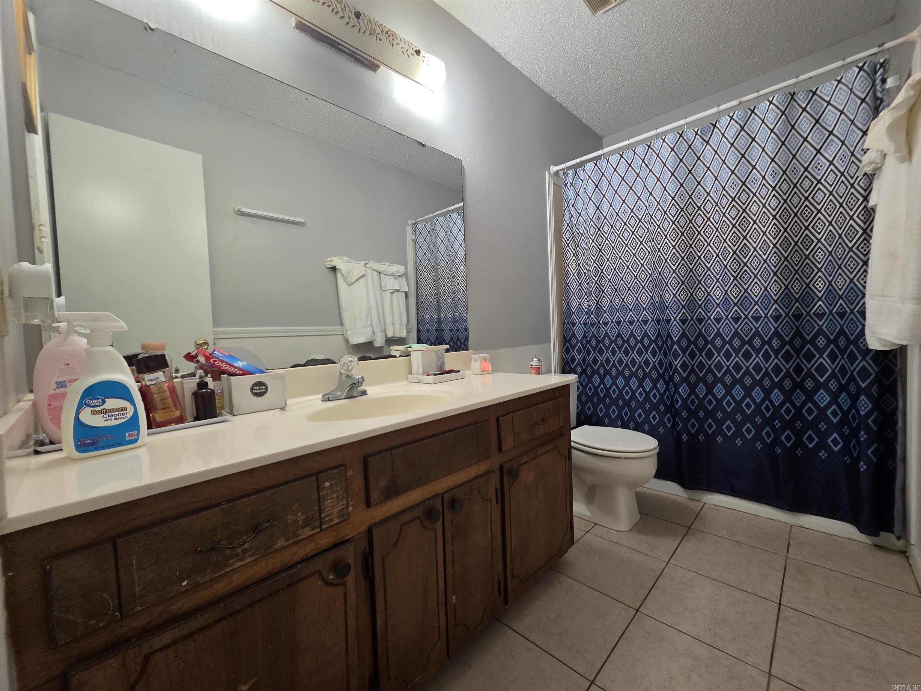 Royal Manor - Residential Income