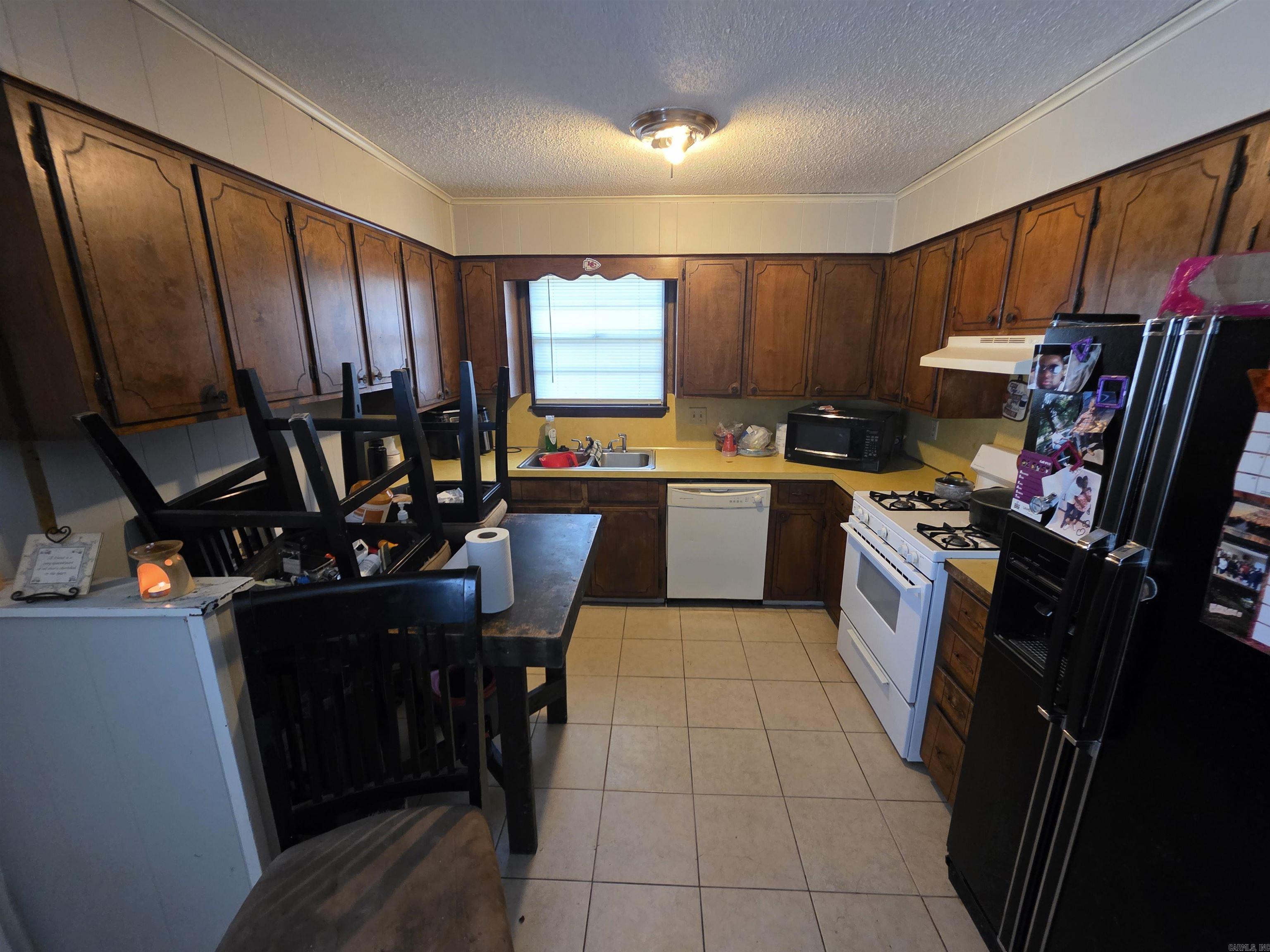 Royal Manor - Residential Income