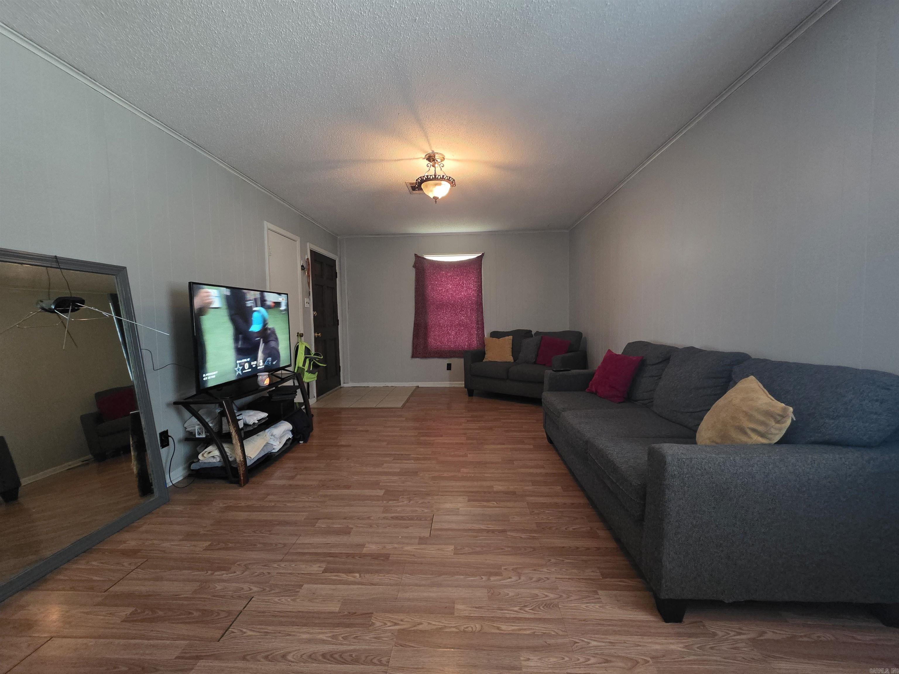 Royal Manor - Residential Income