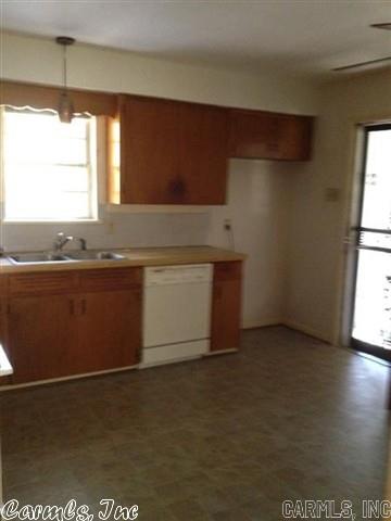 Noe - Residential Lease