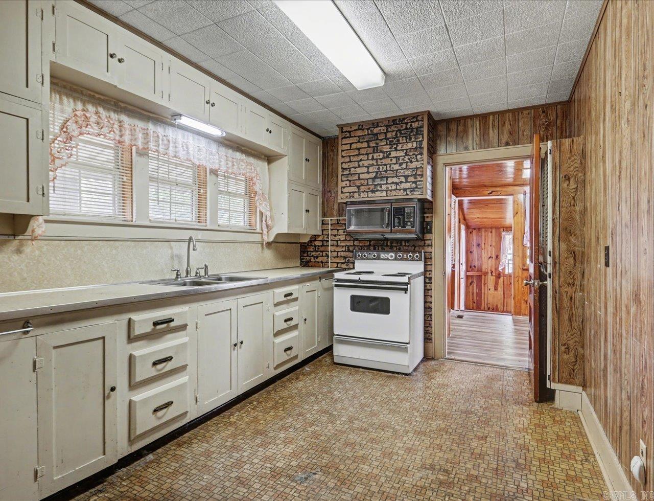 BURCH ADDITION - Residential