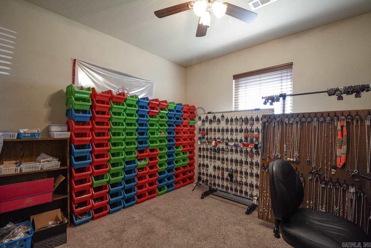 PARKWAY MEADOWS - Residential