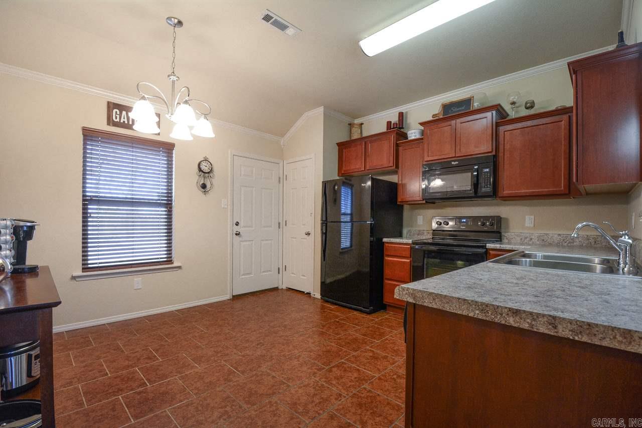 PARKWAY MEADOWS - Residential