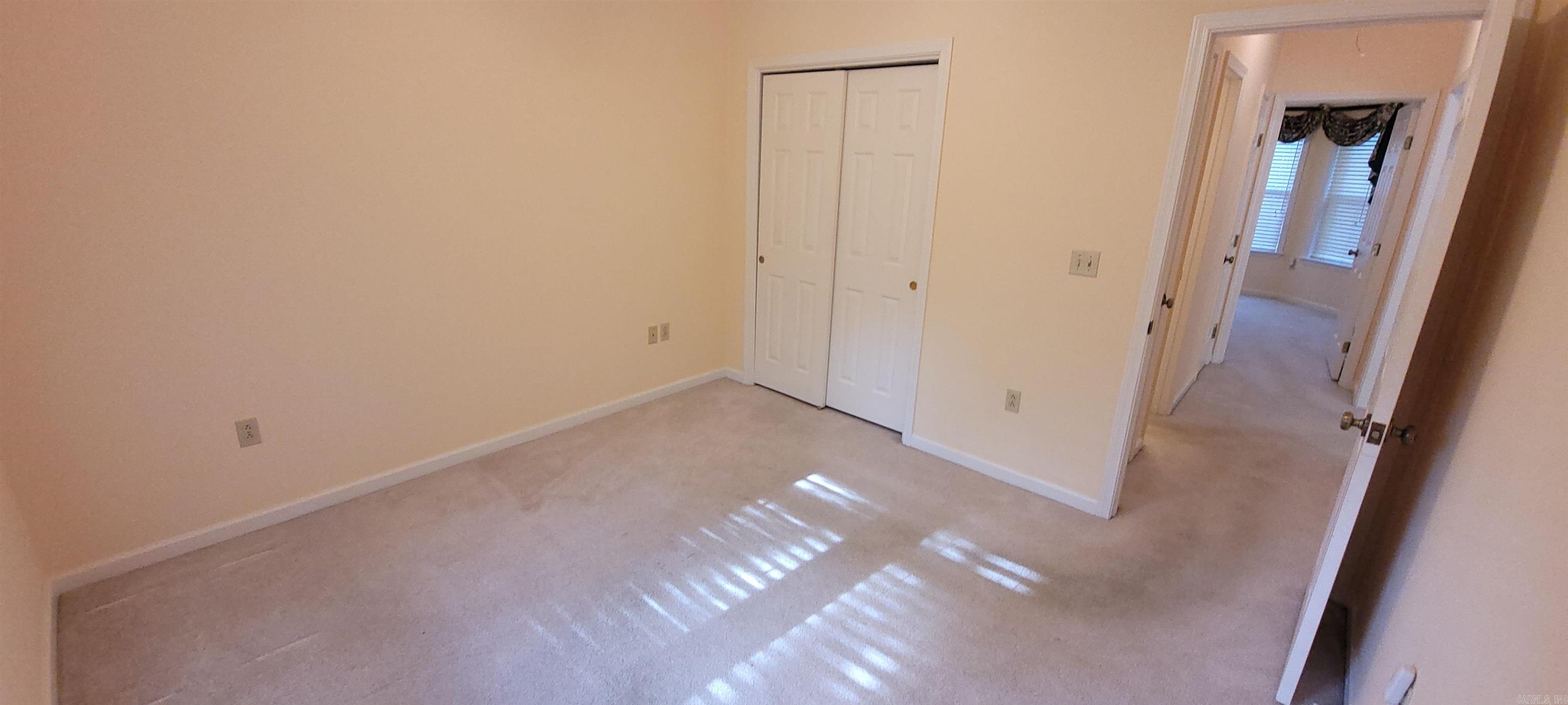 COLONIAL ACRES - Residential