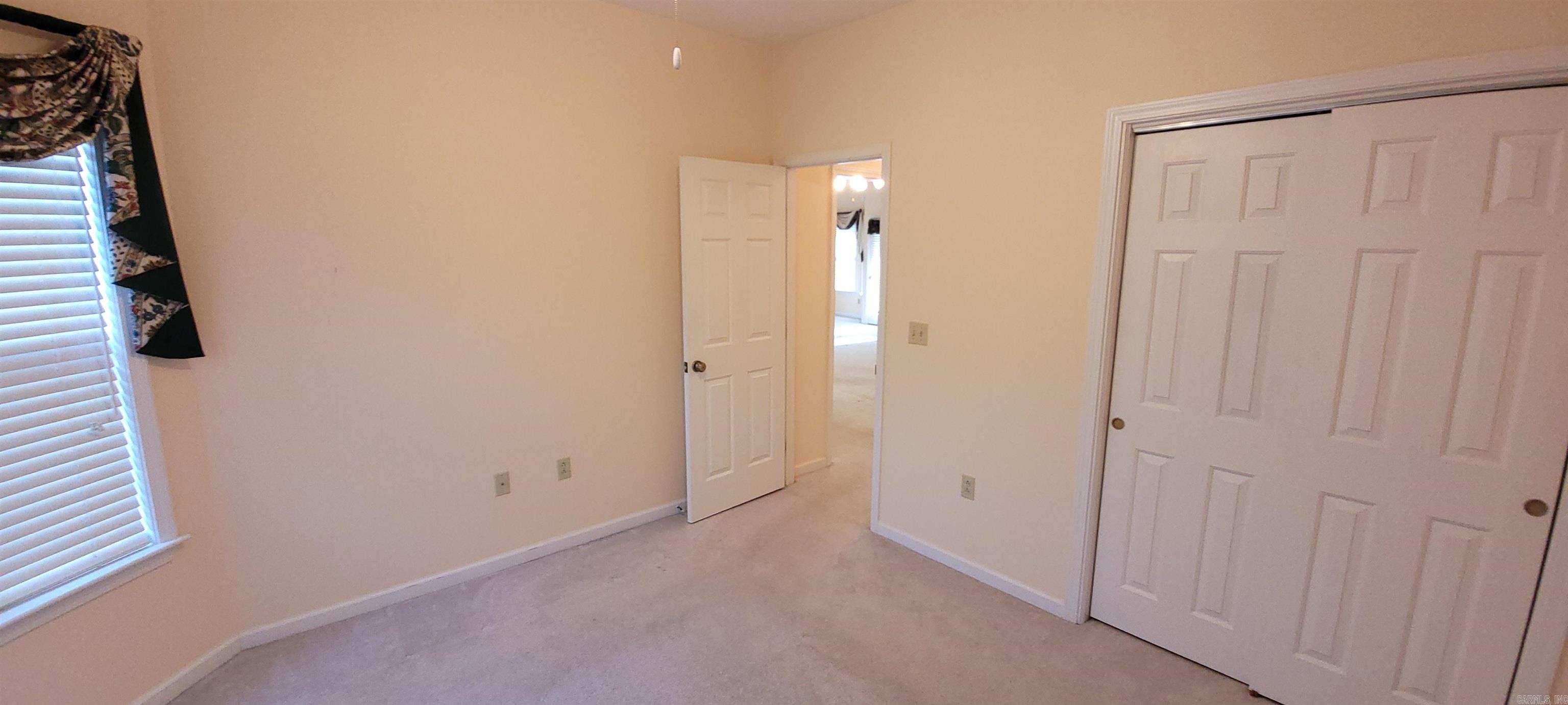 COLONIAL ACRES - Residential