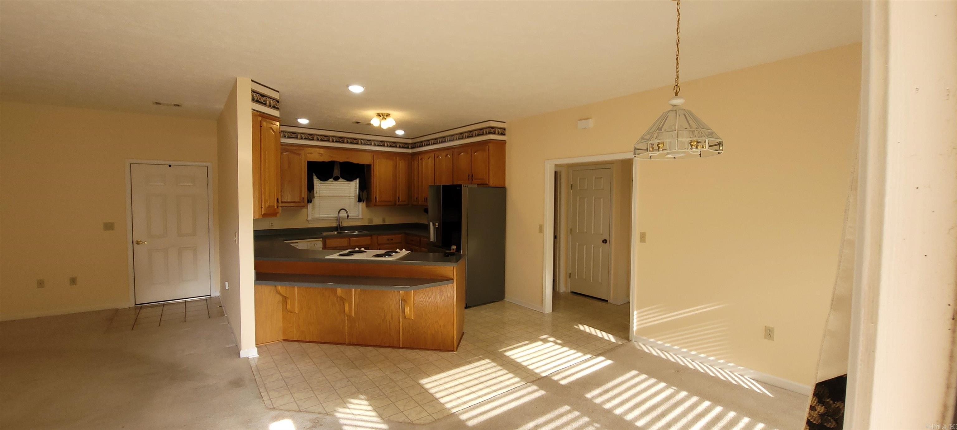 COLONIAL ACRES - Residential