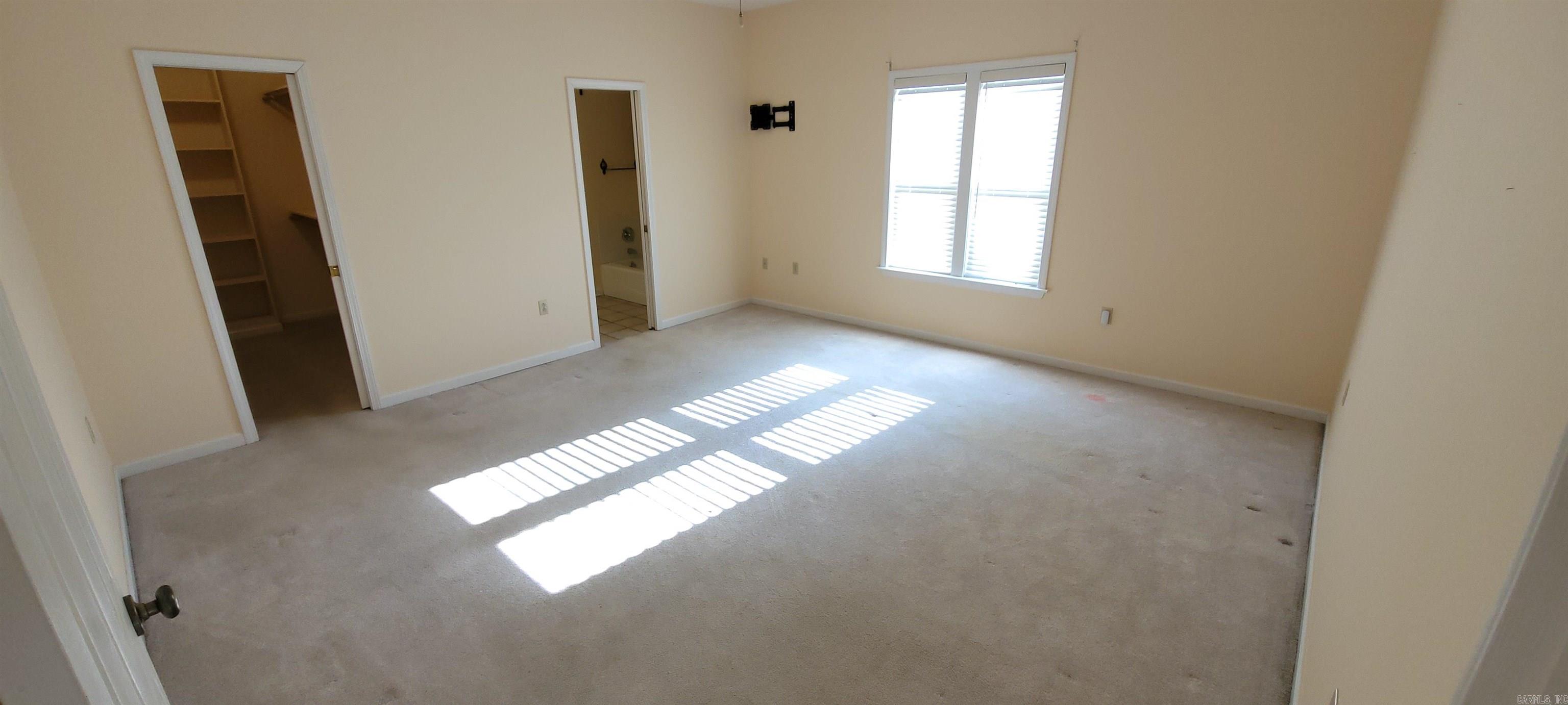 COLONIAL ACRES - Residential