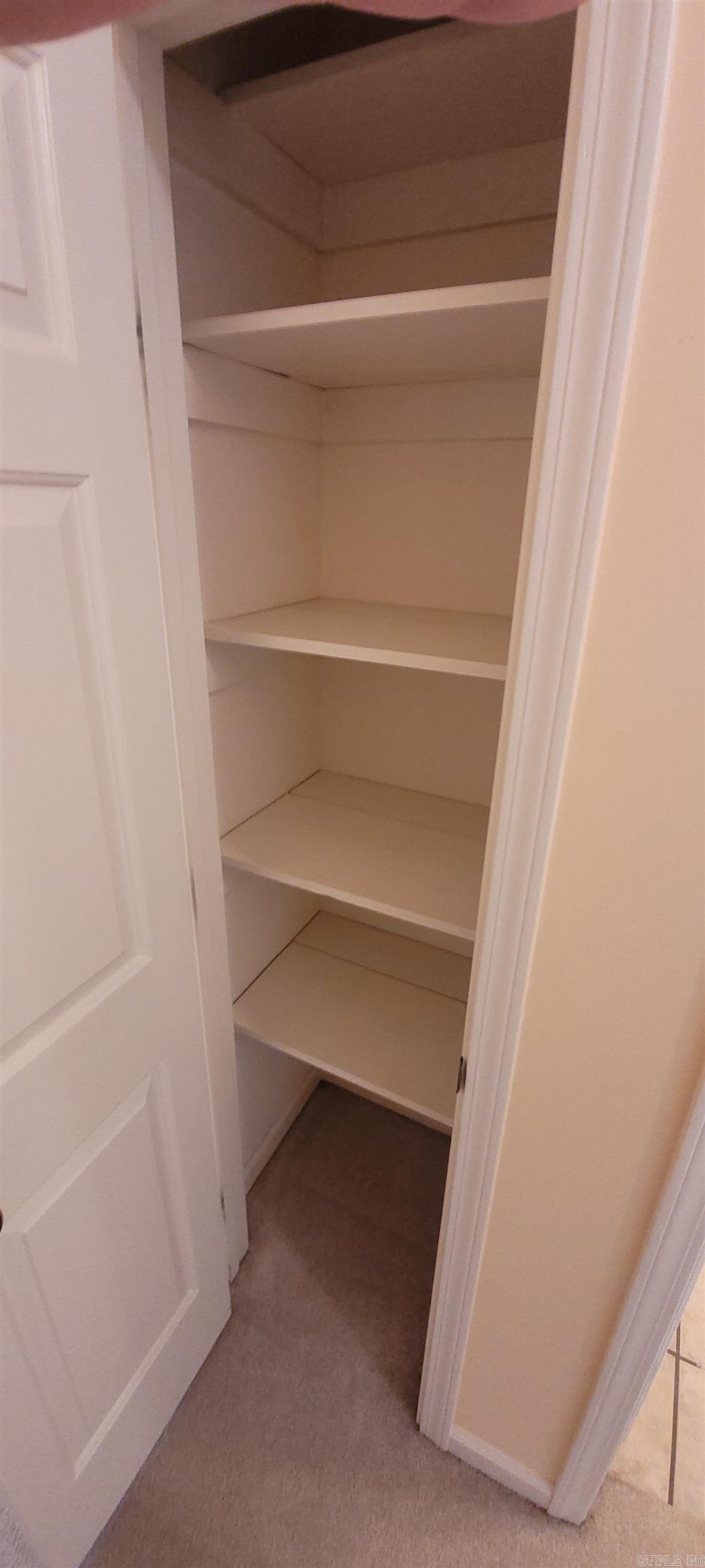 COLONIAL ACRES - Residential