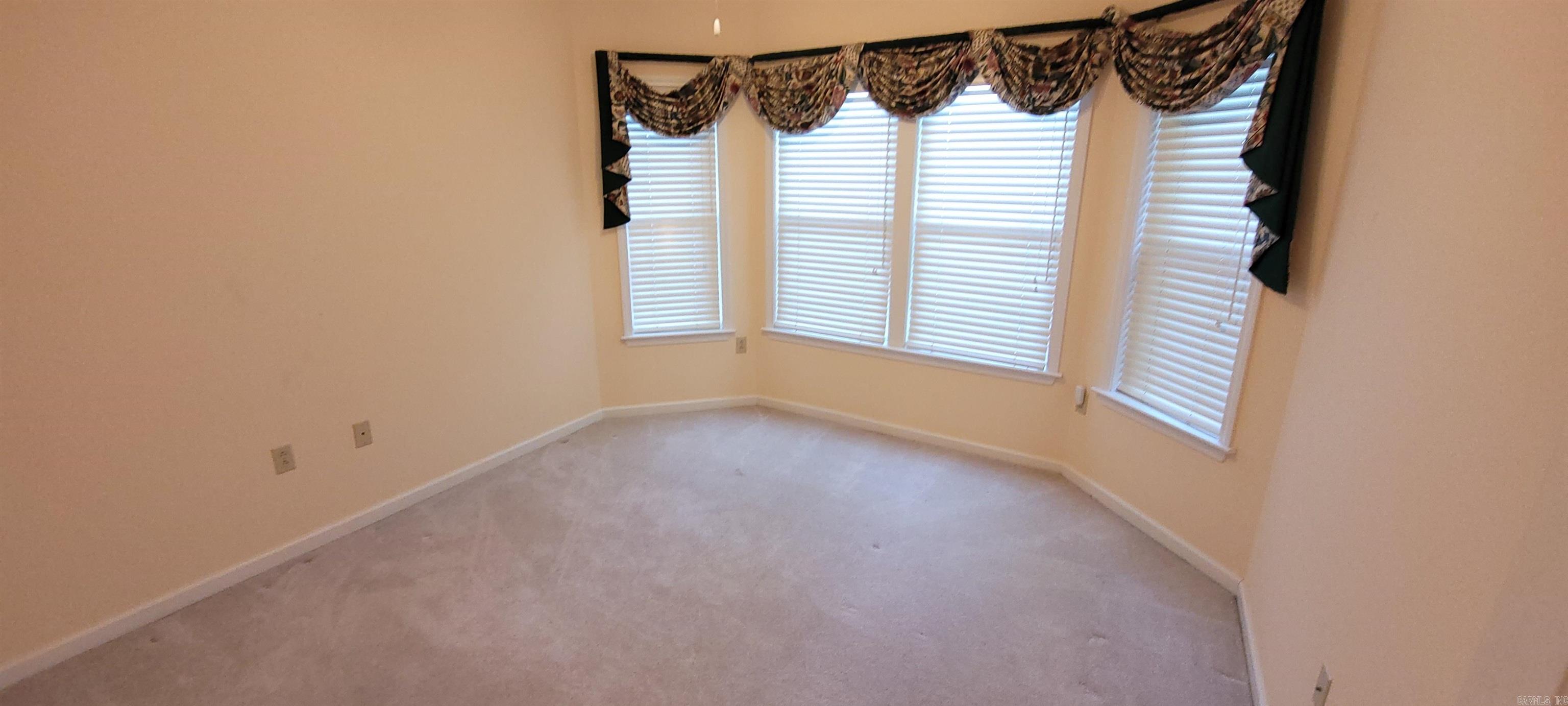 COLONIAL ACRES - Residential