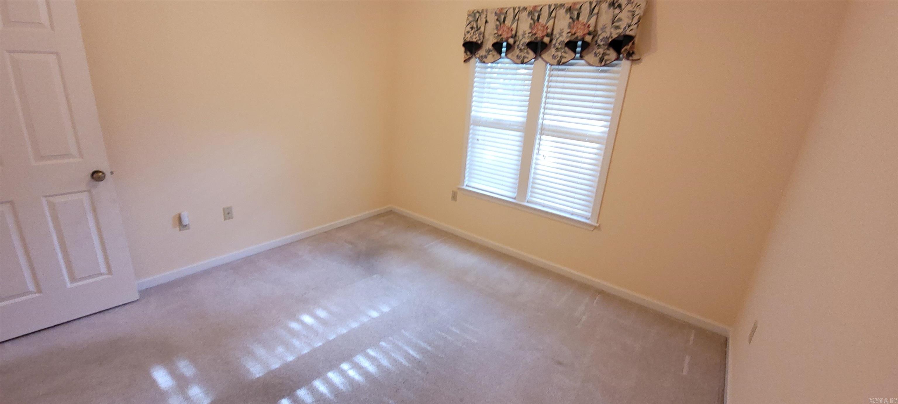 COLONIAL ACRES - Residential