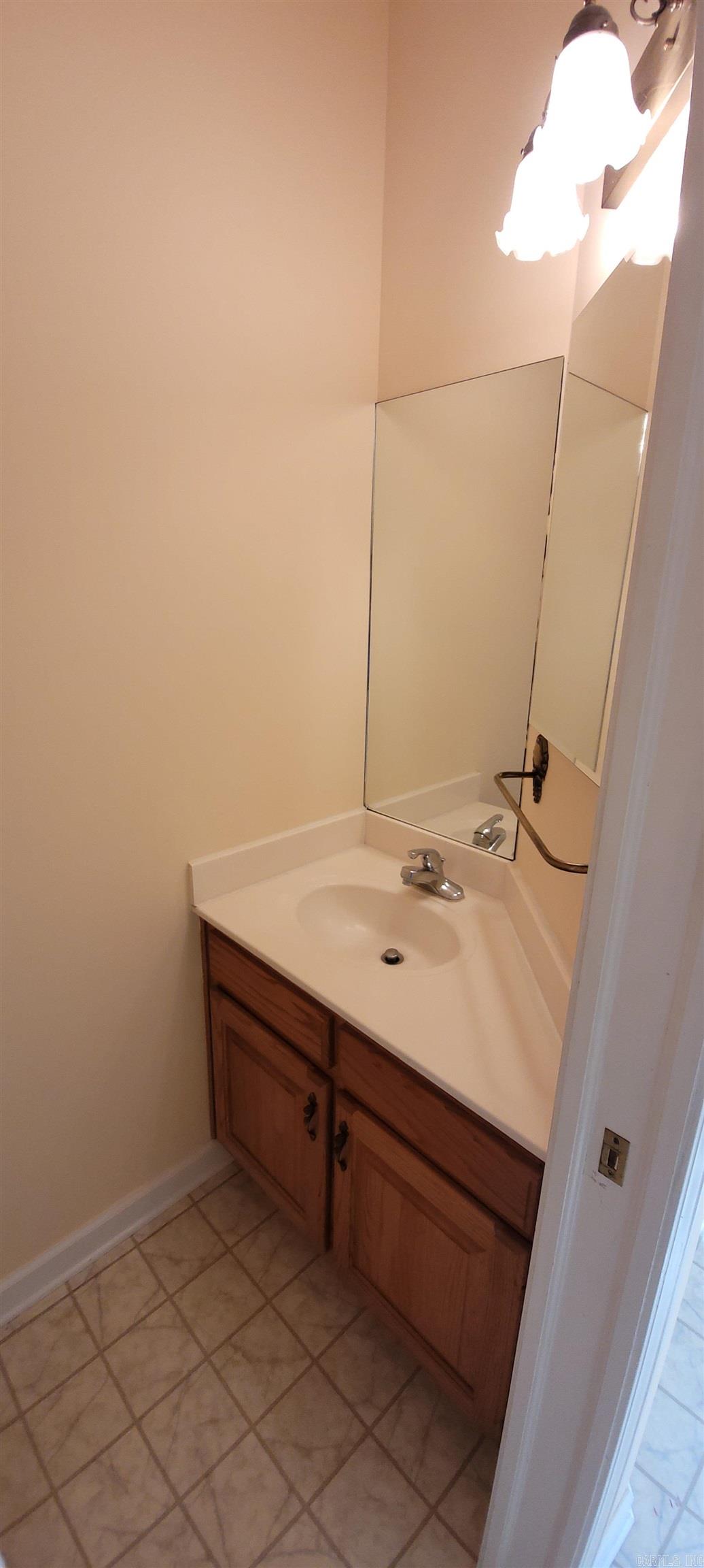 COLONIAL ACRES - Residential