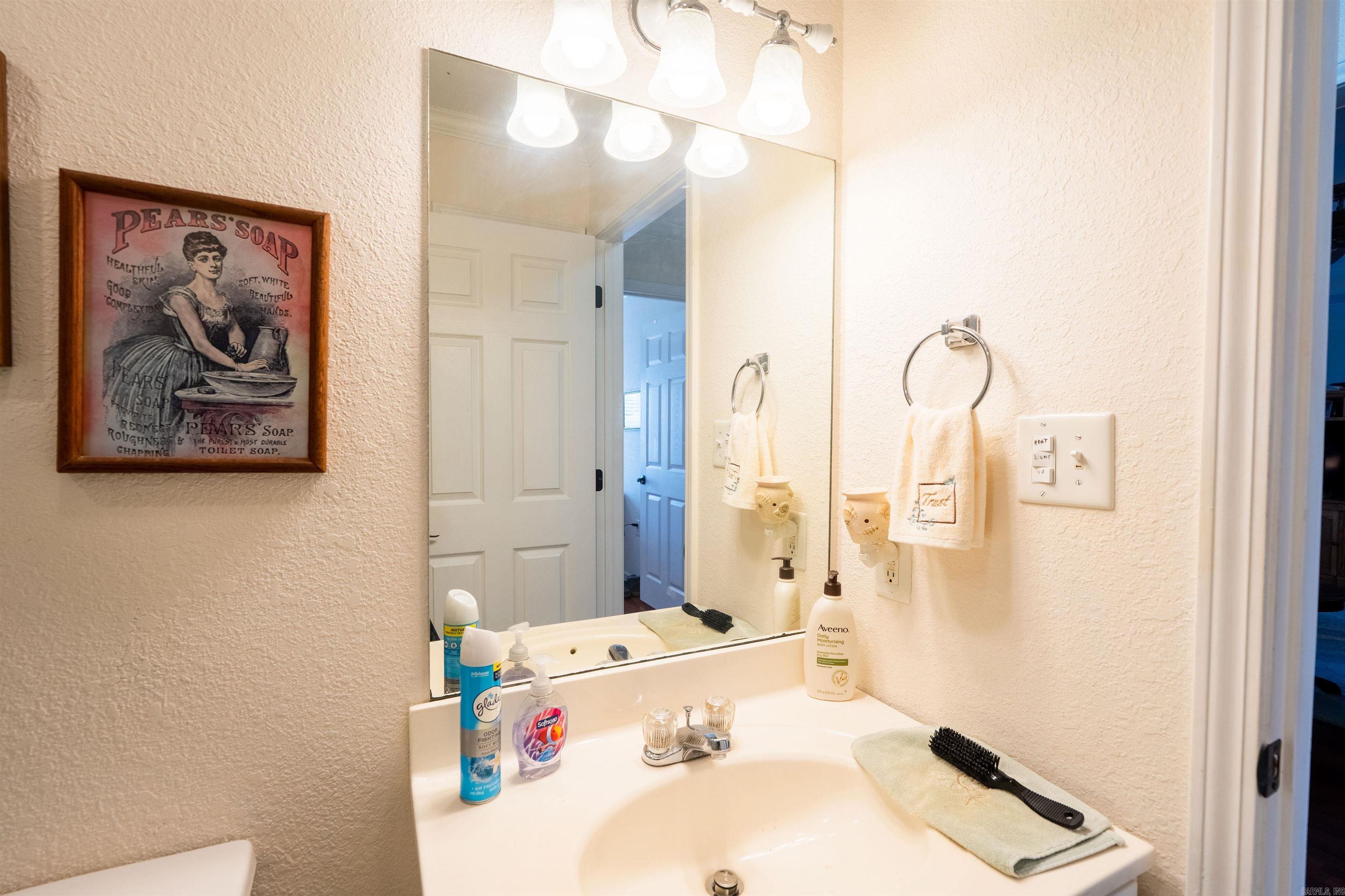 VALLEY ELMS S/D - Residential