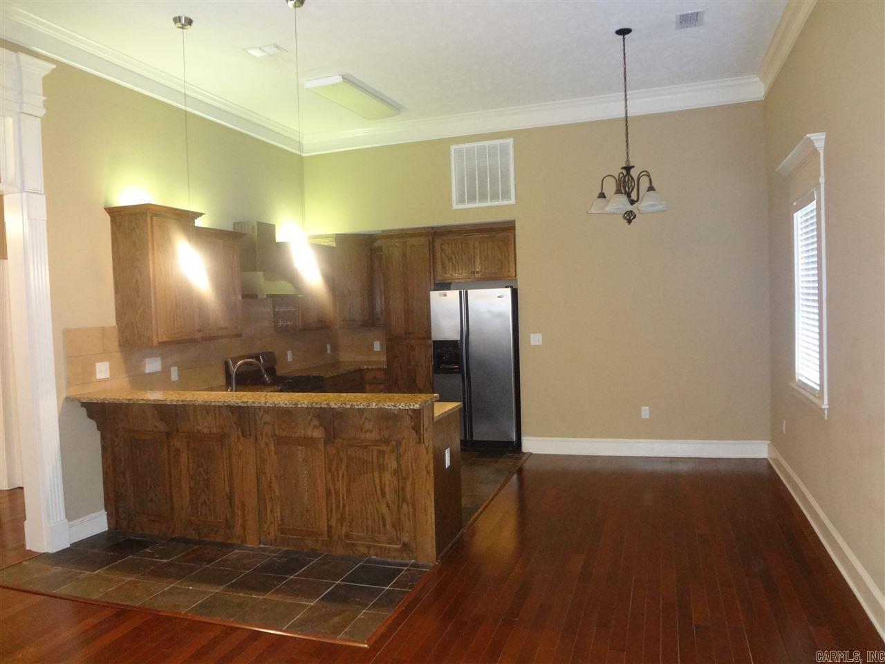 CITY OF LR L1 - Residential