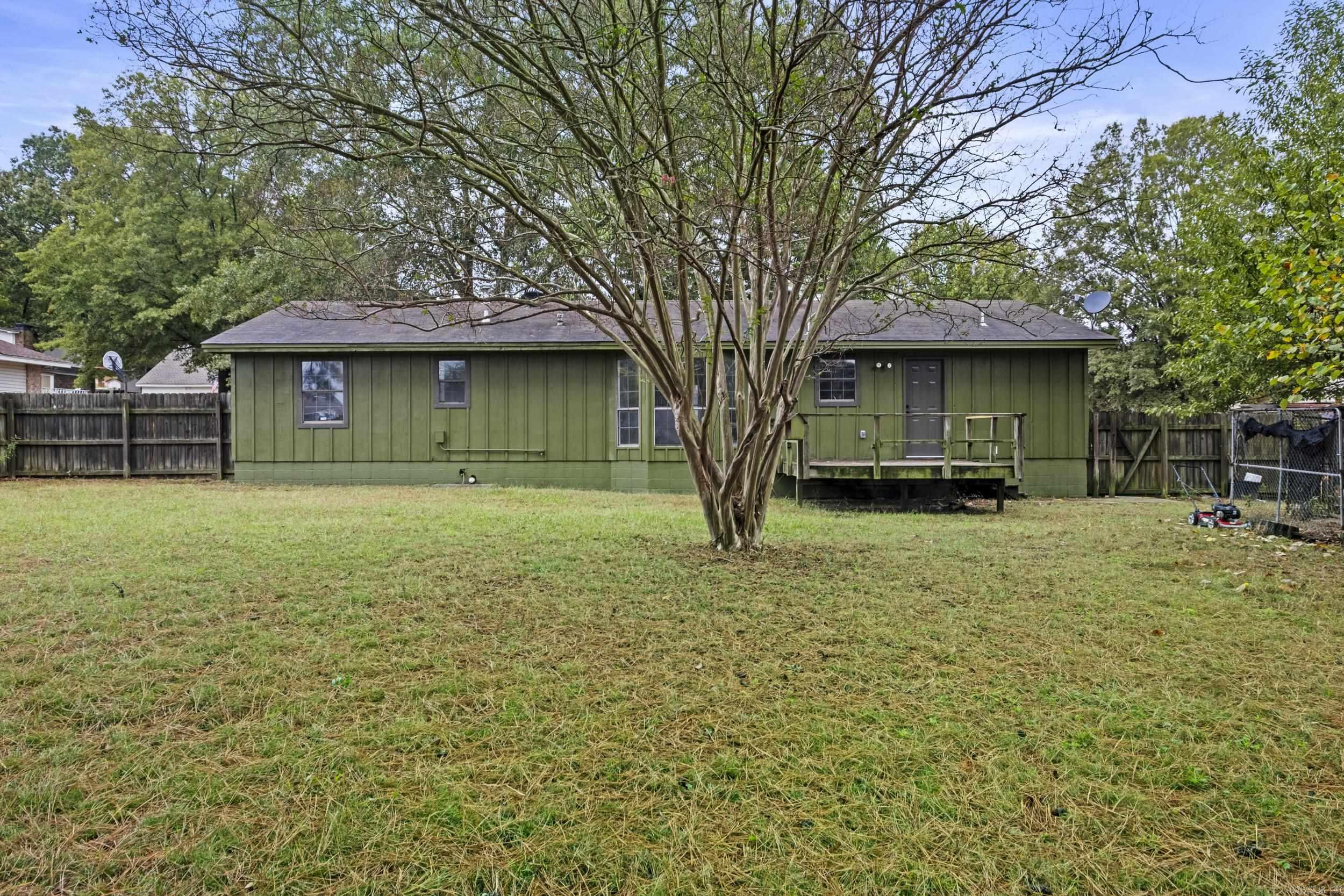 WESTERN HILLS ADD - Residential