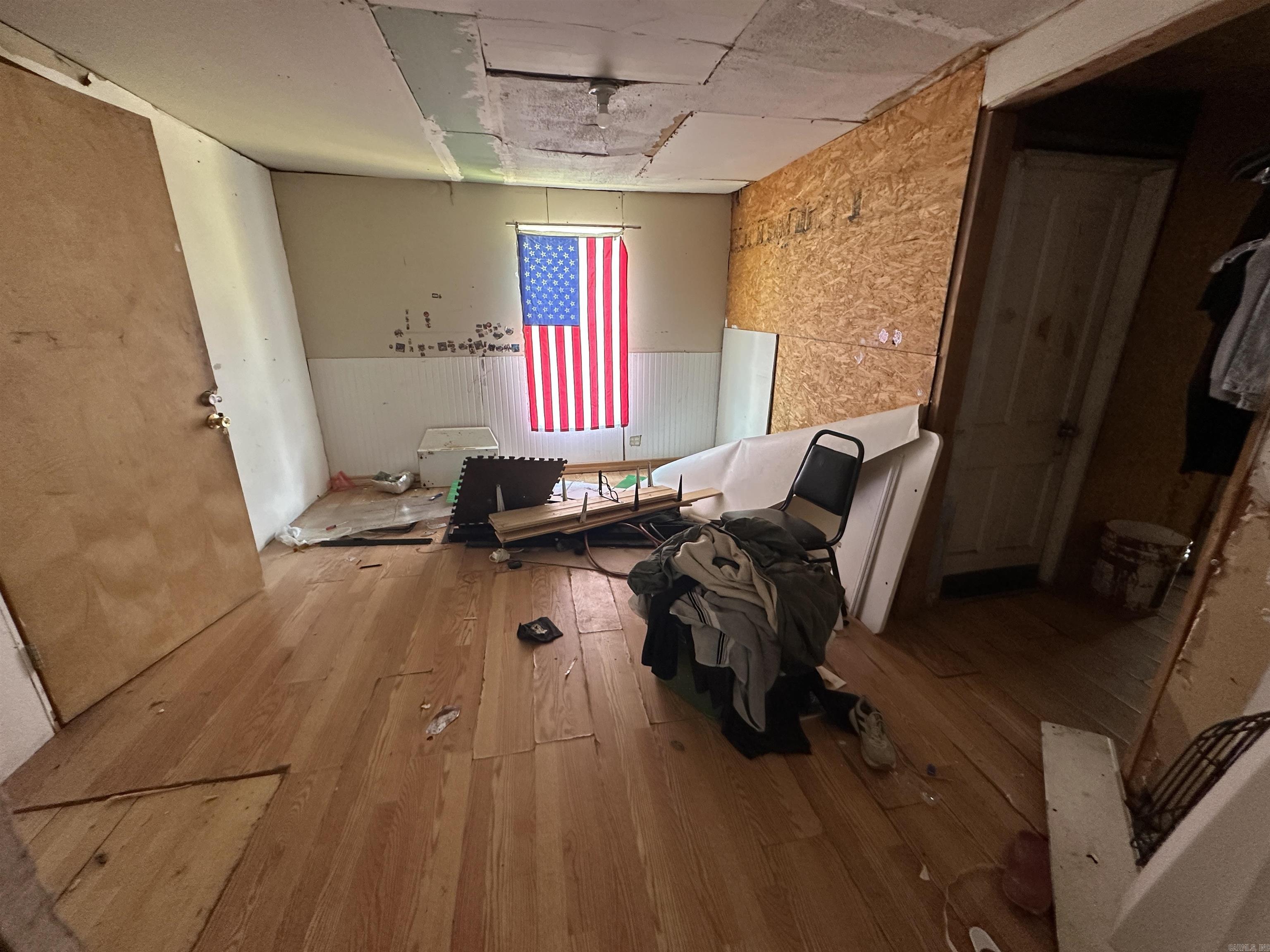 MAXFIELD EAST - Residential