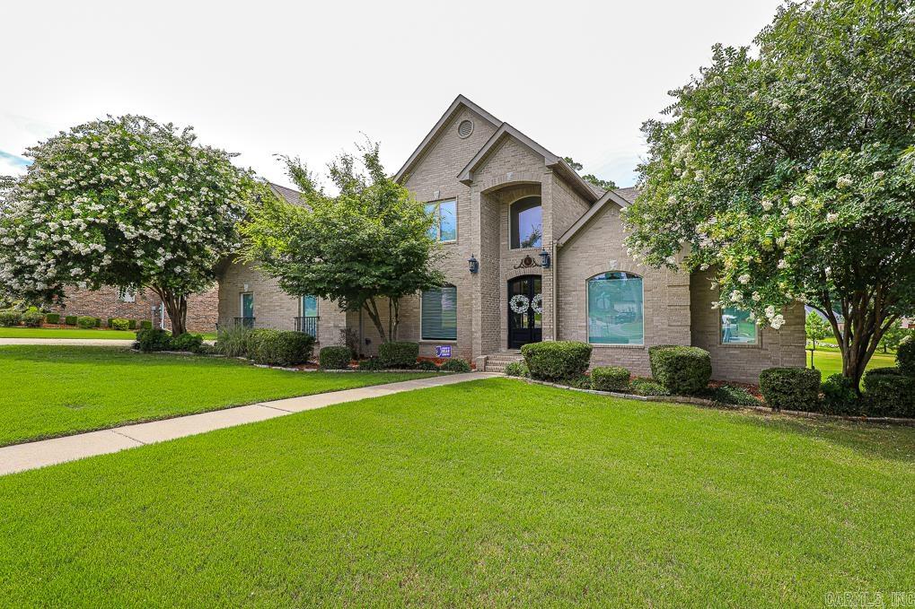 LONGHILLS VILLAGE - Residential