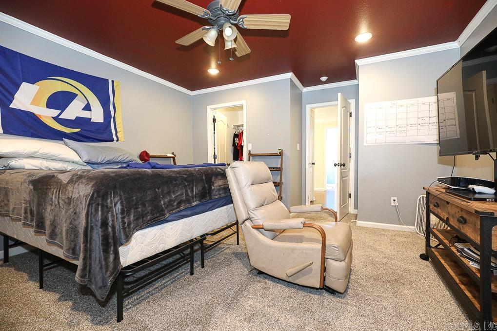 LONGHILLS VILLAGE - Residential