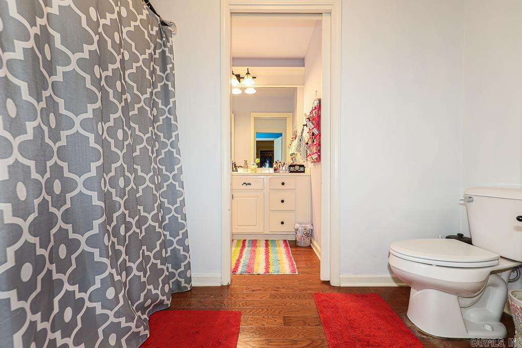 LONGHILLS VILLAGE - Residential