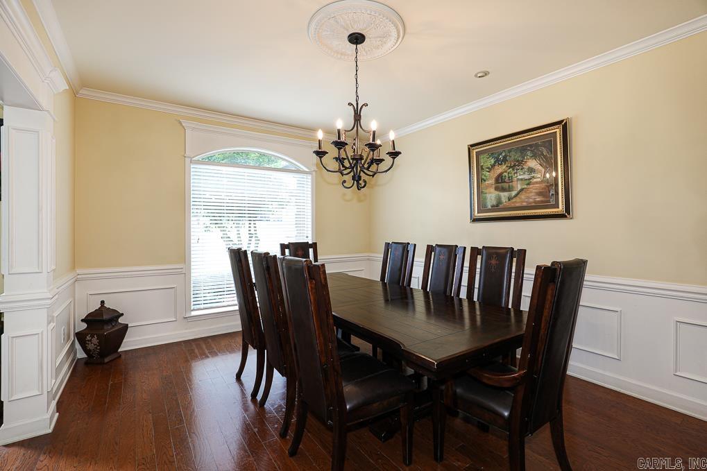 LONGHILLS VILLAGE - Residential