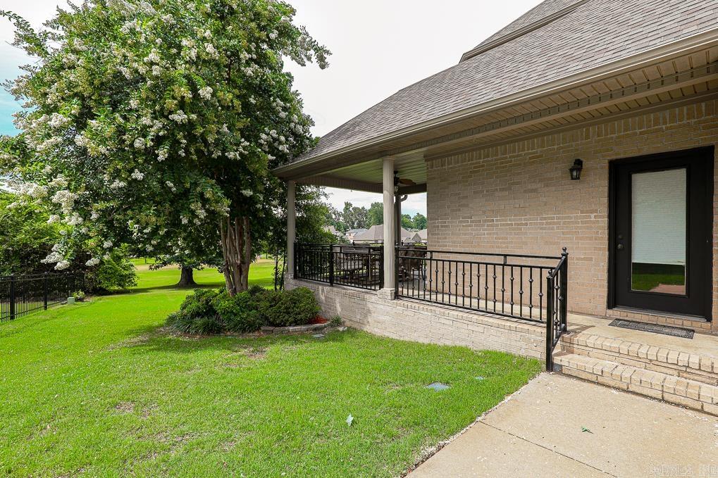 LONGHILLS VILLAGE - Residential