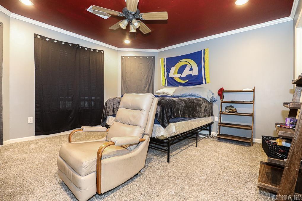 LONGHILLS VILLAGE - Residential