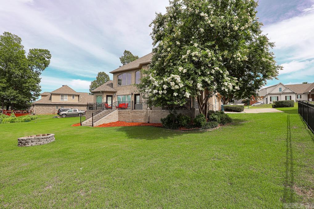 LONGHILLS VILLAGE - Residential