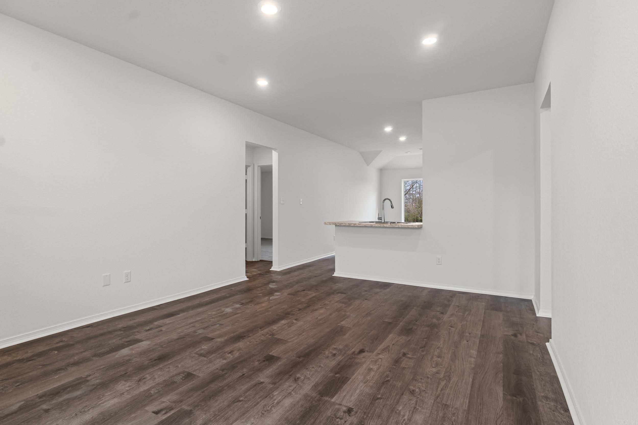 HILL FARM - Residential