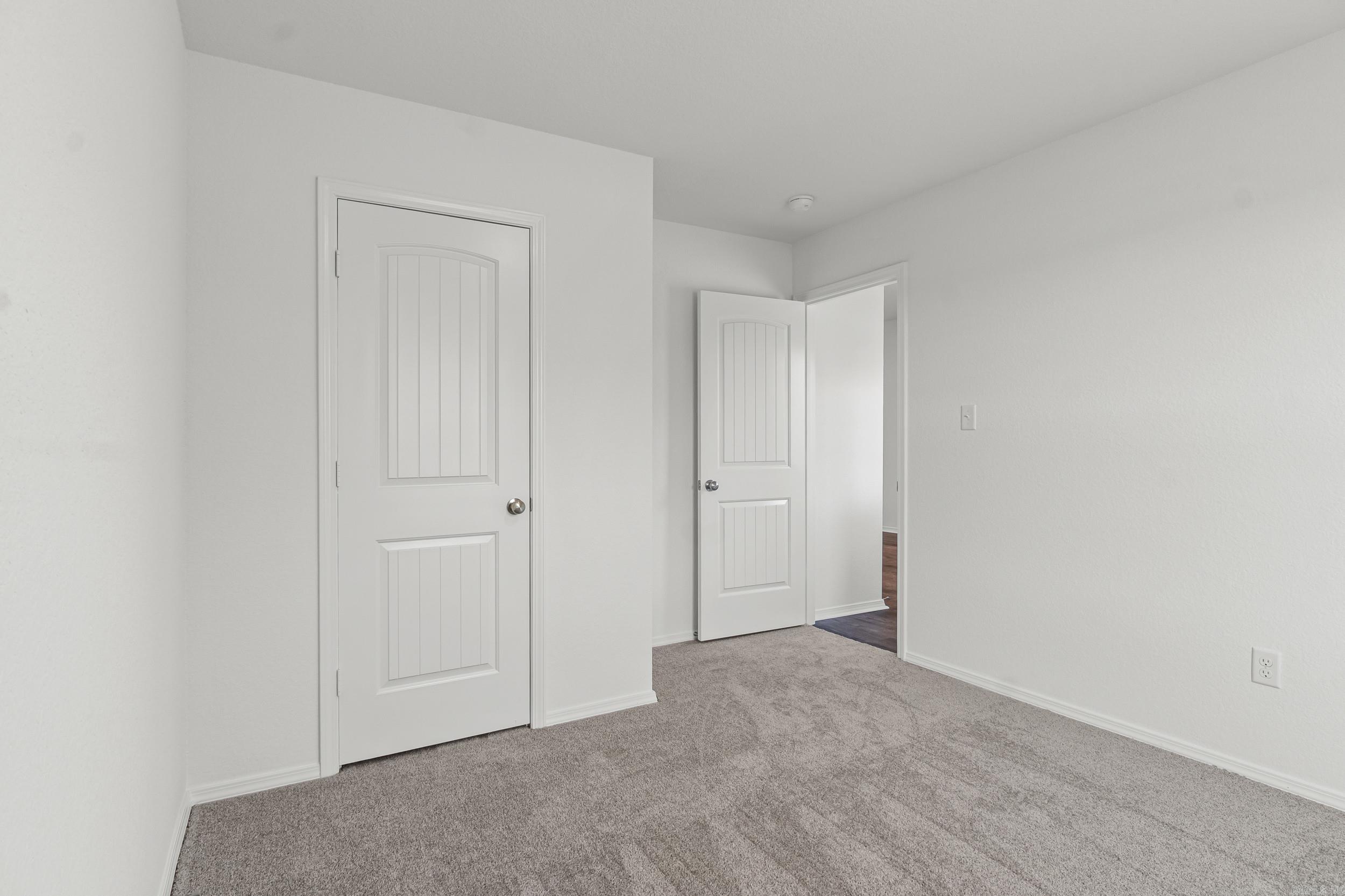 HILL FARM - Residential