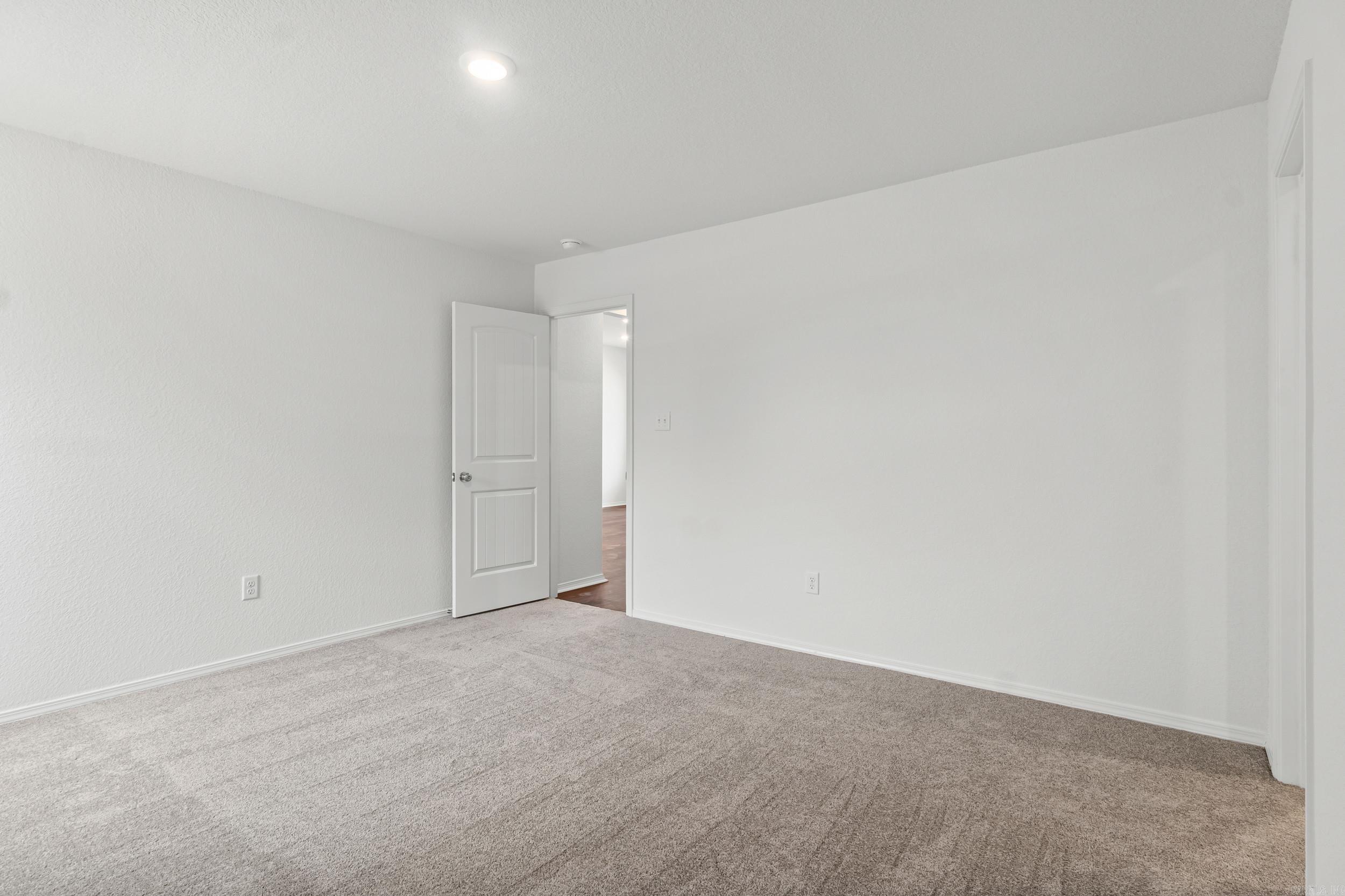 HILL FARM - Residential