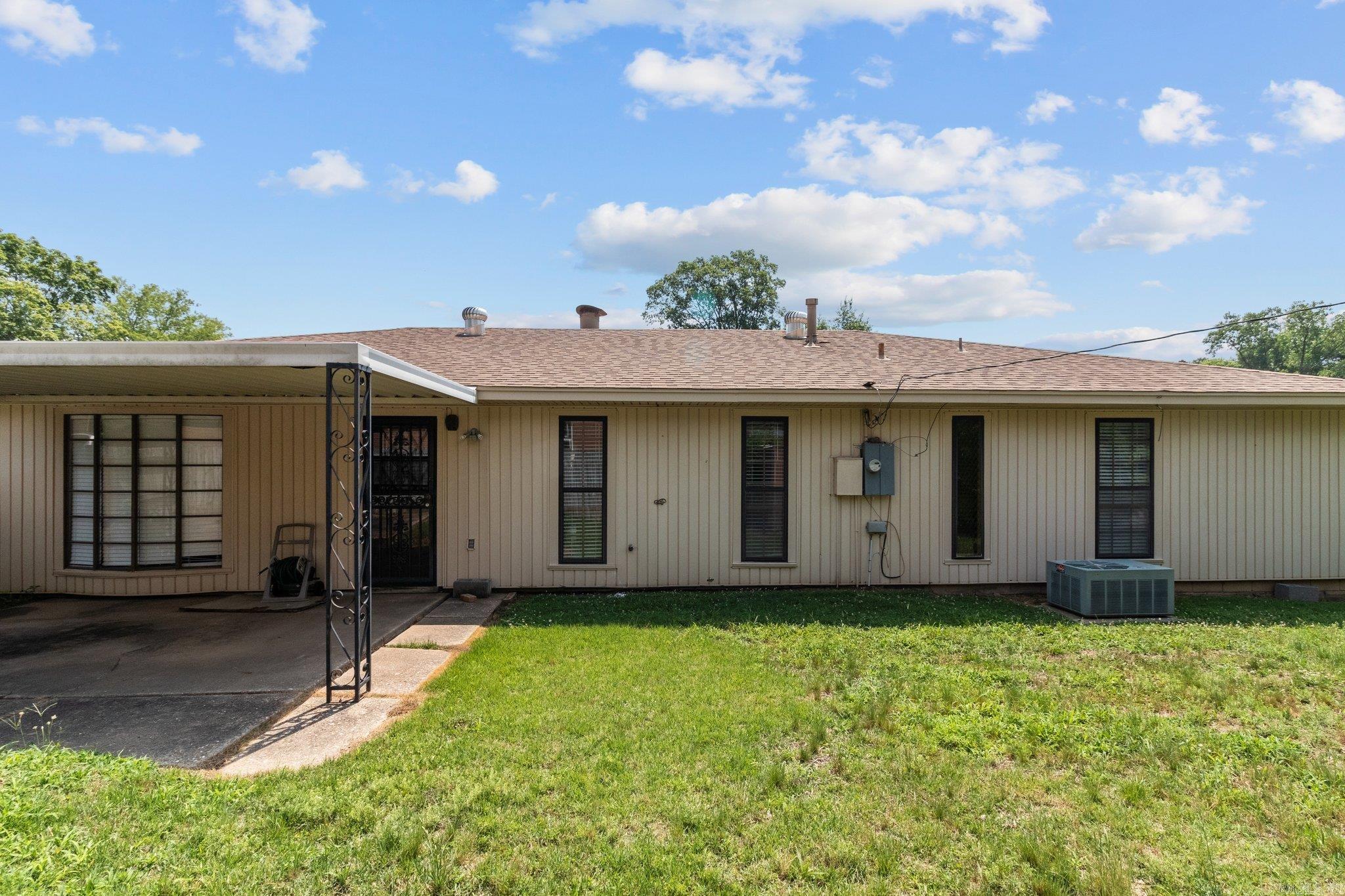 LINDENWOOD - Residential