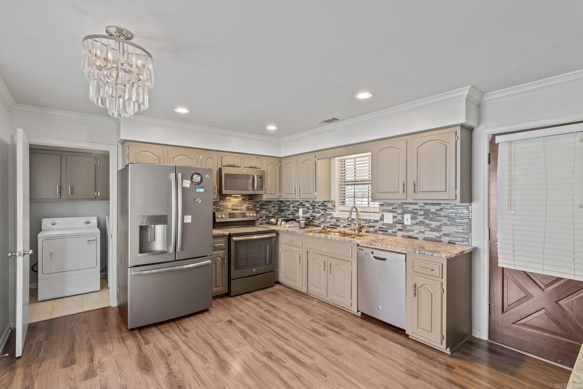 LINDENWOOD - Residential