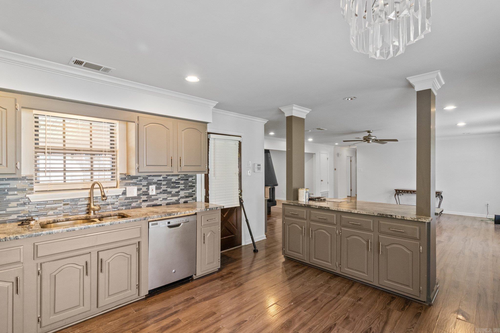 LINDENWOOD - Residential