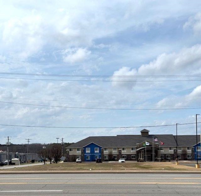 Monticello - Commercial Sale