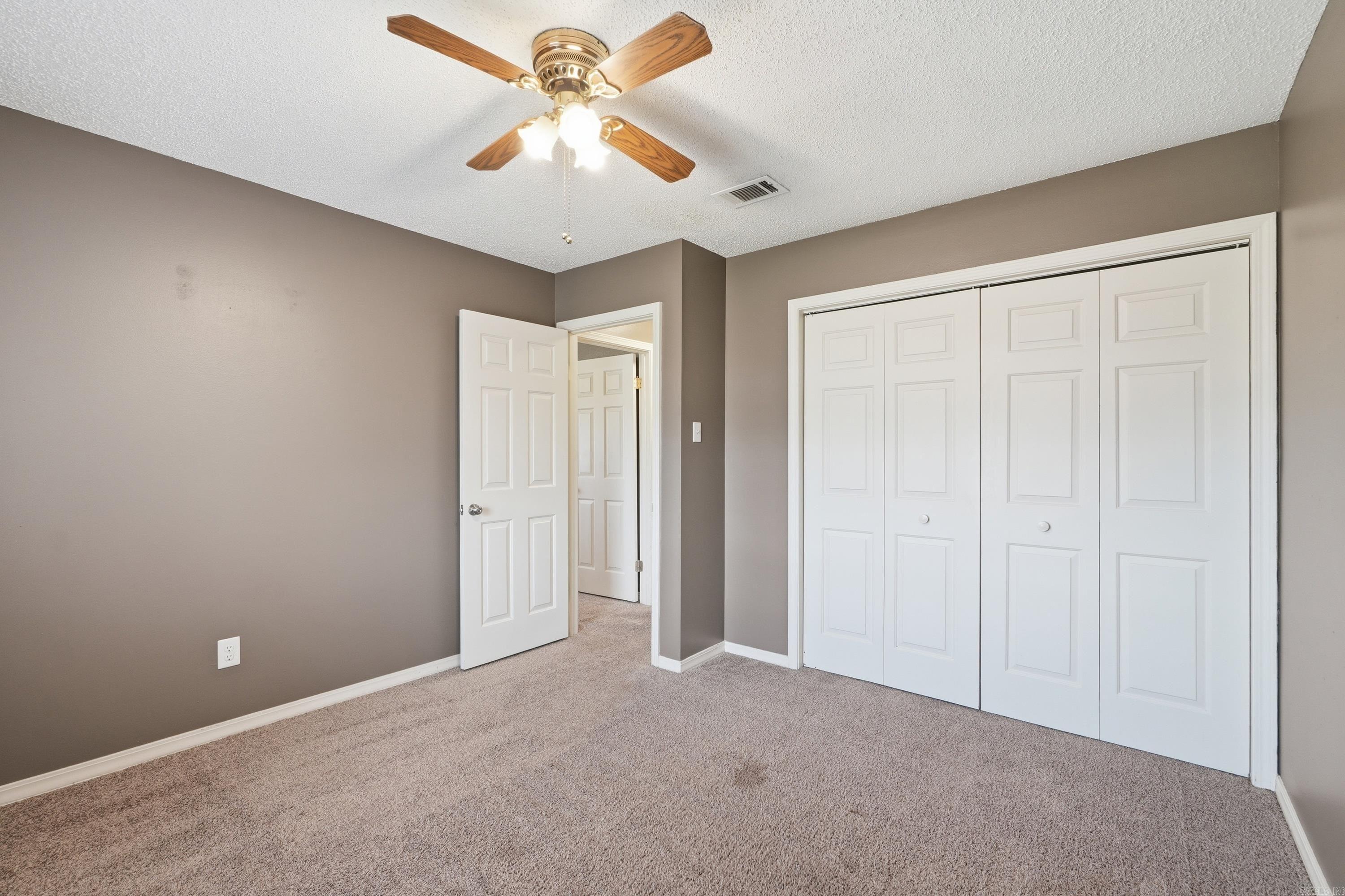 CARRIAGE COURTS - Residential