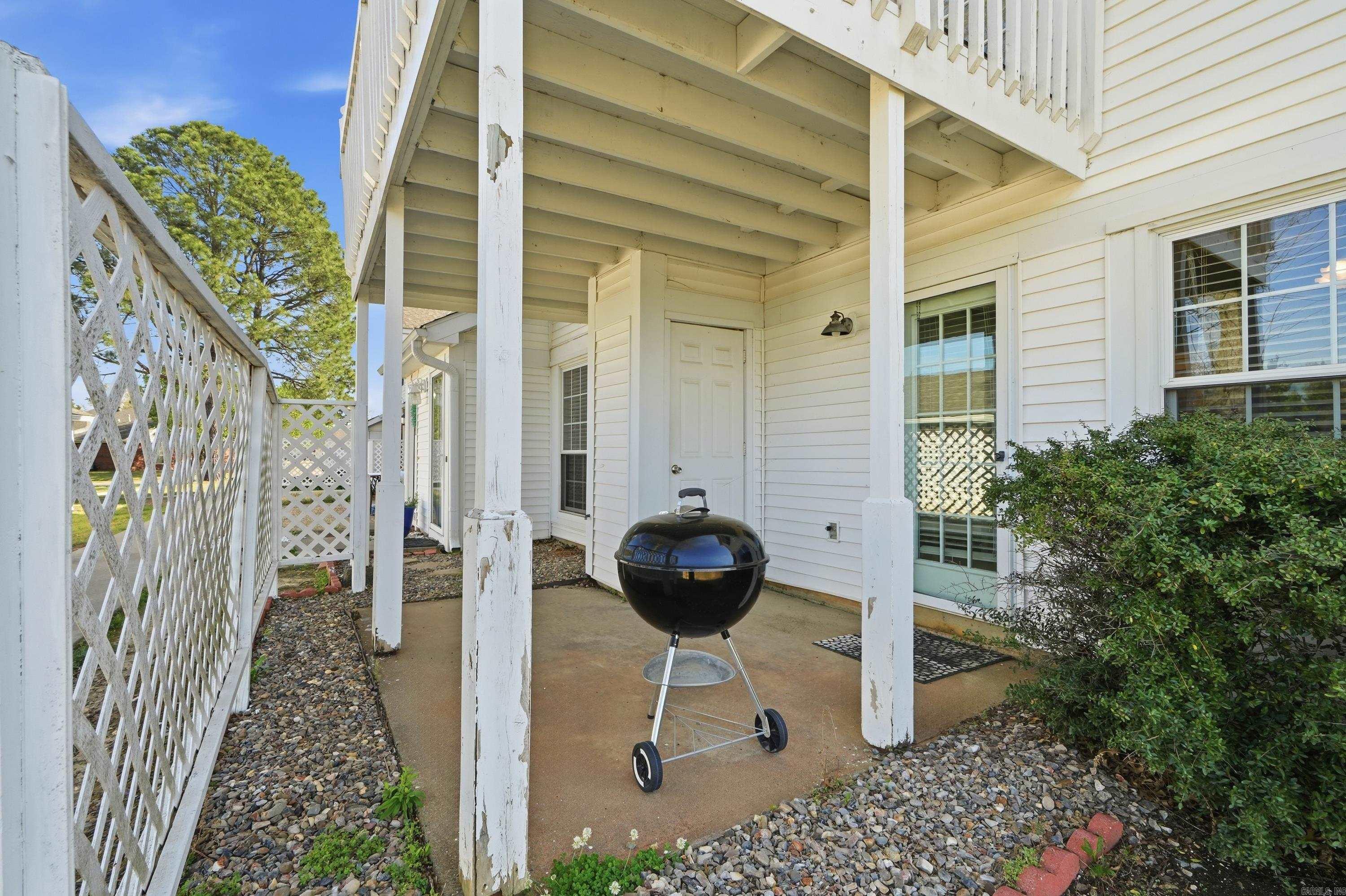 CARRIAGE COURTS - Residential