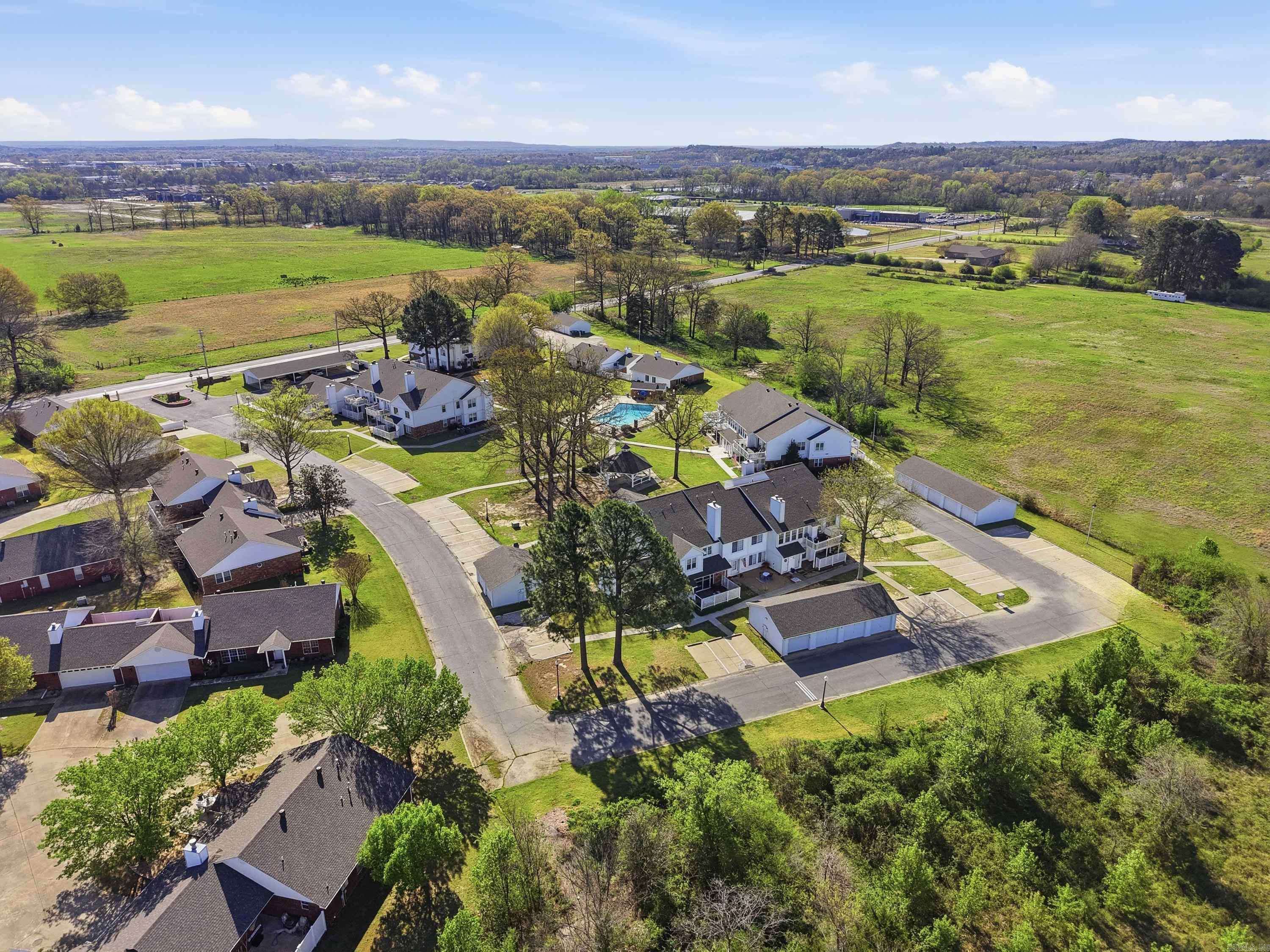 CARRIAGE COURTS - Residential