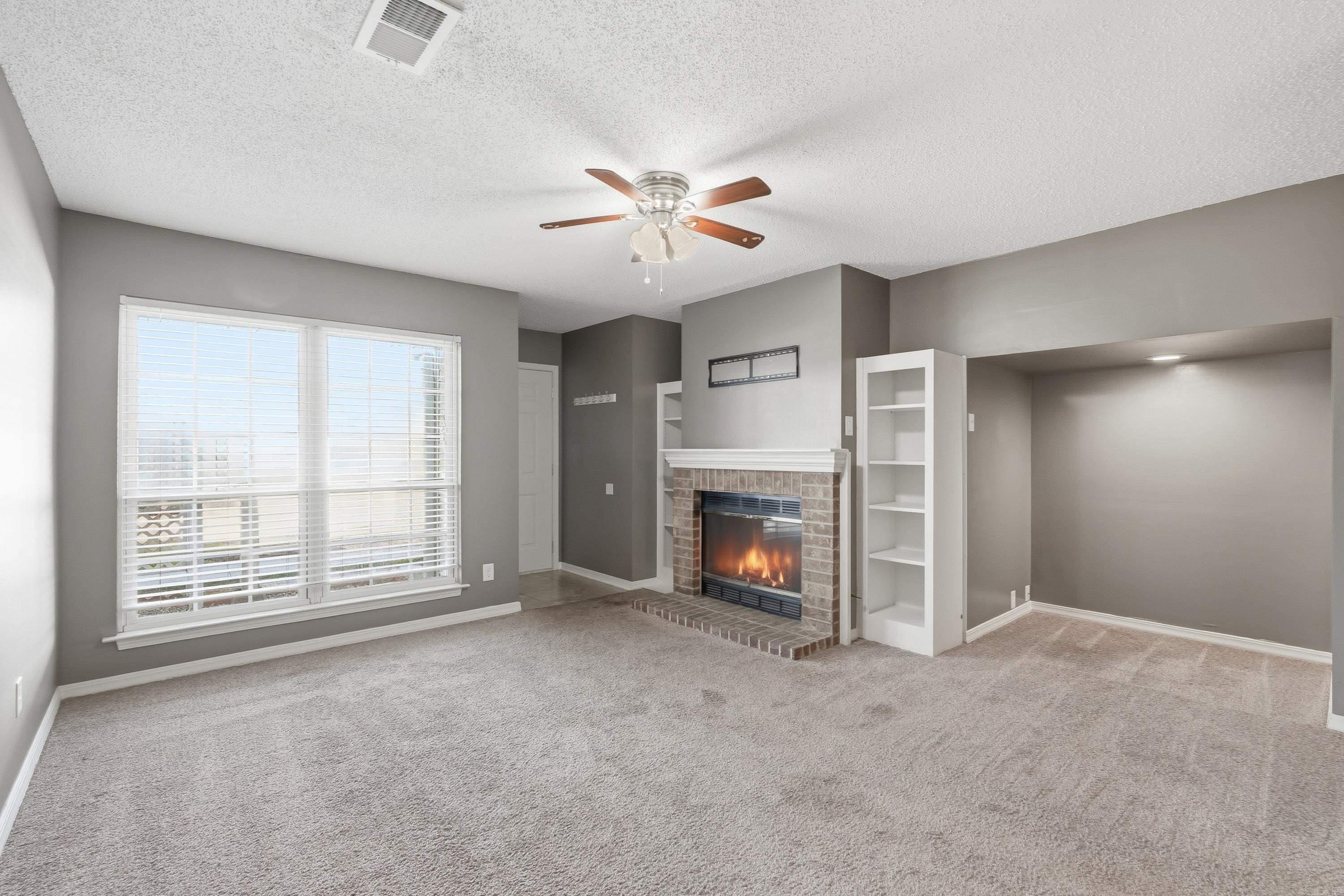 CARRIAGE COURTS - Residential