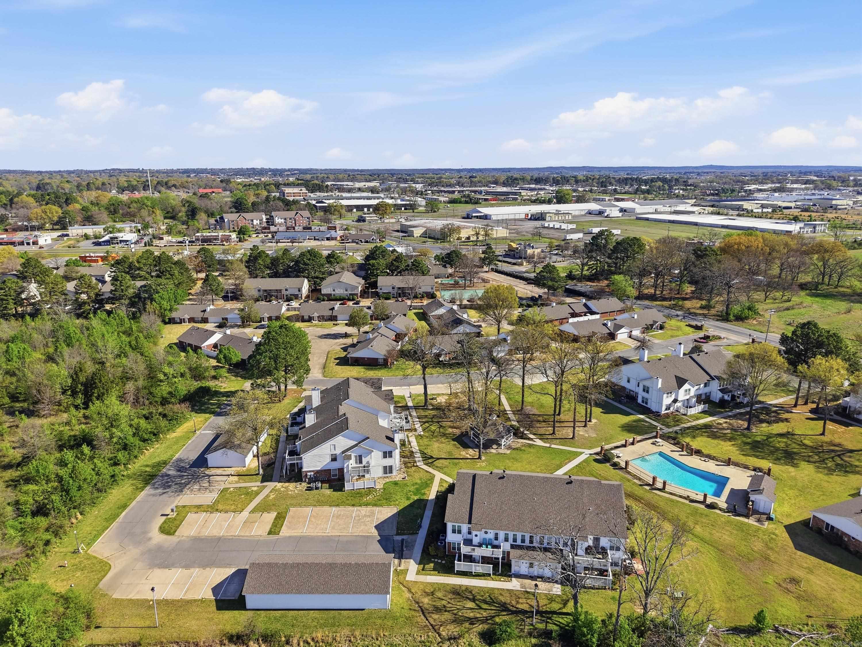 CARRIAGE COURTS - Residential