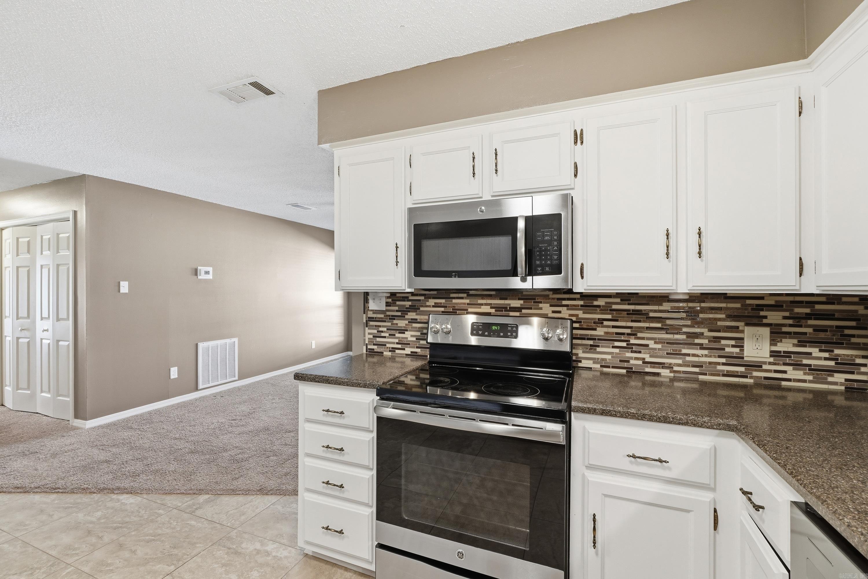 CARRIAGE COURTS - Residential