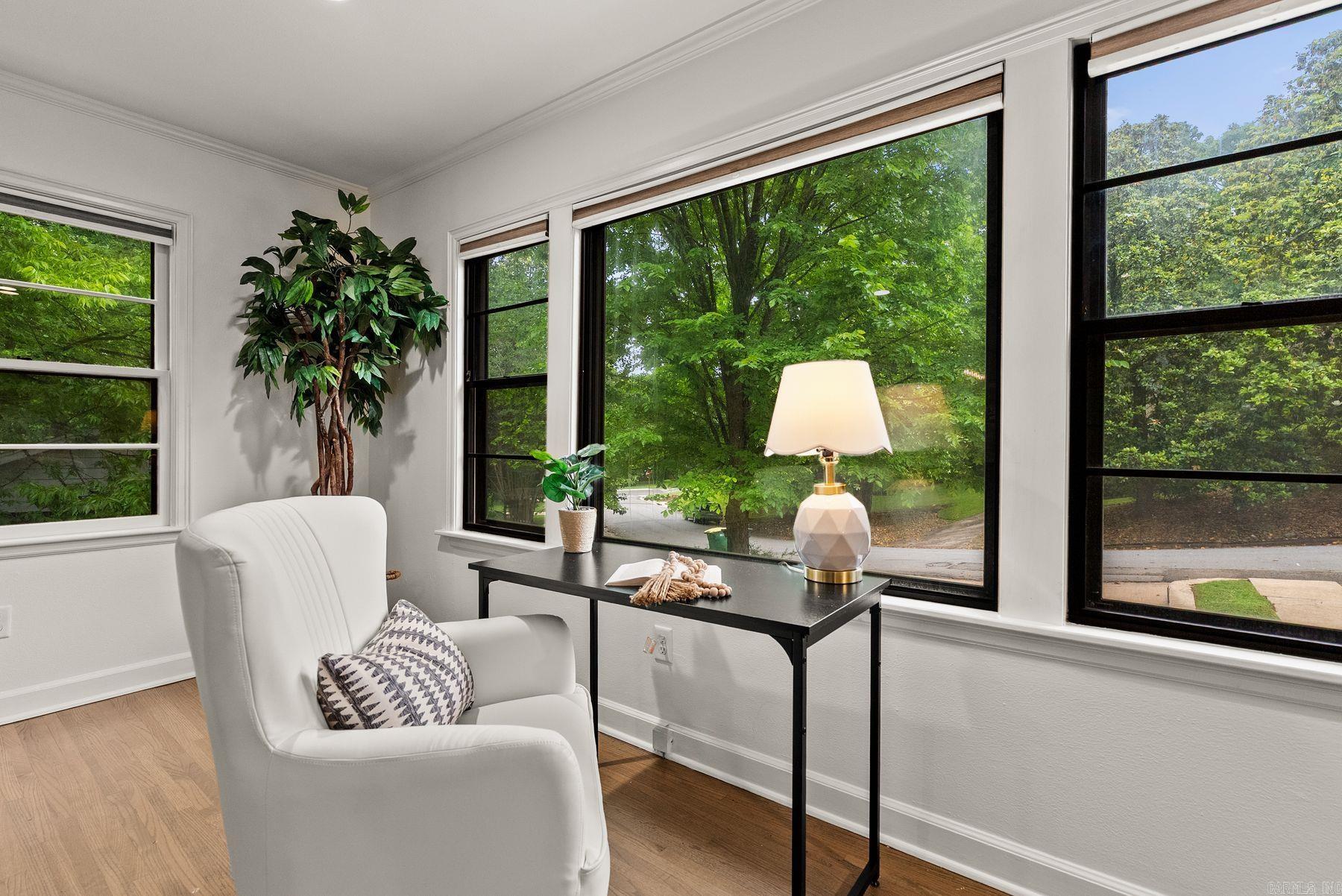 QUEEN MANOR ADDN - Residential