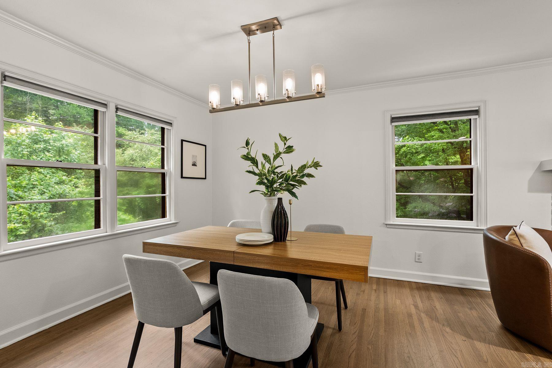 QUEEN MANOR ADDN - Residential