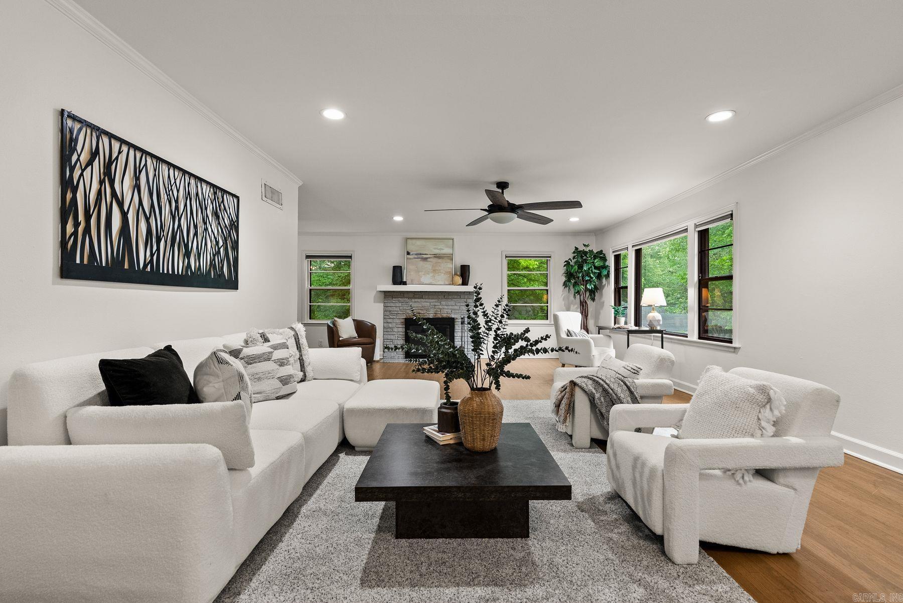 QUEEN MANOR ADDN - Residential