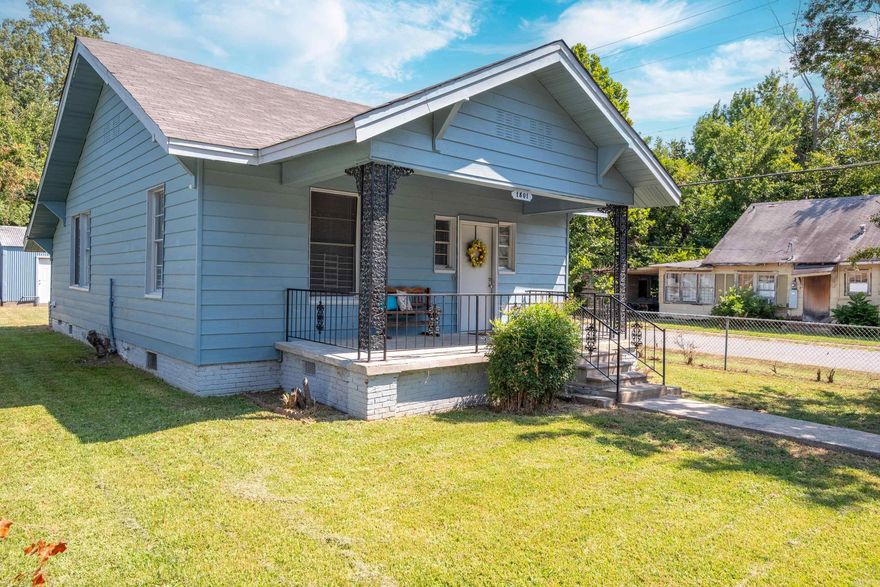 Check out this recently renovated home featuring, 2025 all new wiring throughout, 2023 Roof, HVAC, Water Heater, Pex Water Supply Lines, Flooring, Blinds, and a great garage (with hoist) and shop combo that can be converted to an amazing bonus space!  Too many updates/upgrades to list -- you've got to see this one for yourself!  Agents See Remarks